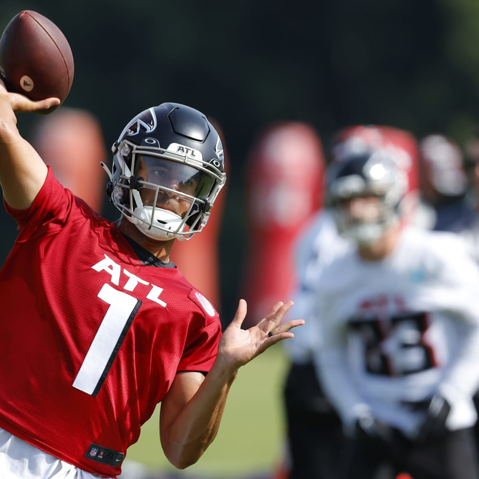 Atlanta Falcons Name Marcus Mariota Starting Quarterback to Begin 2022  Season - Sports Illustrated Oregon Ducks News, Analysis and More