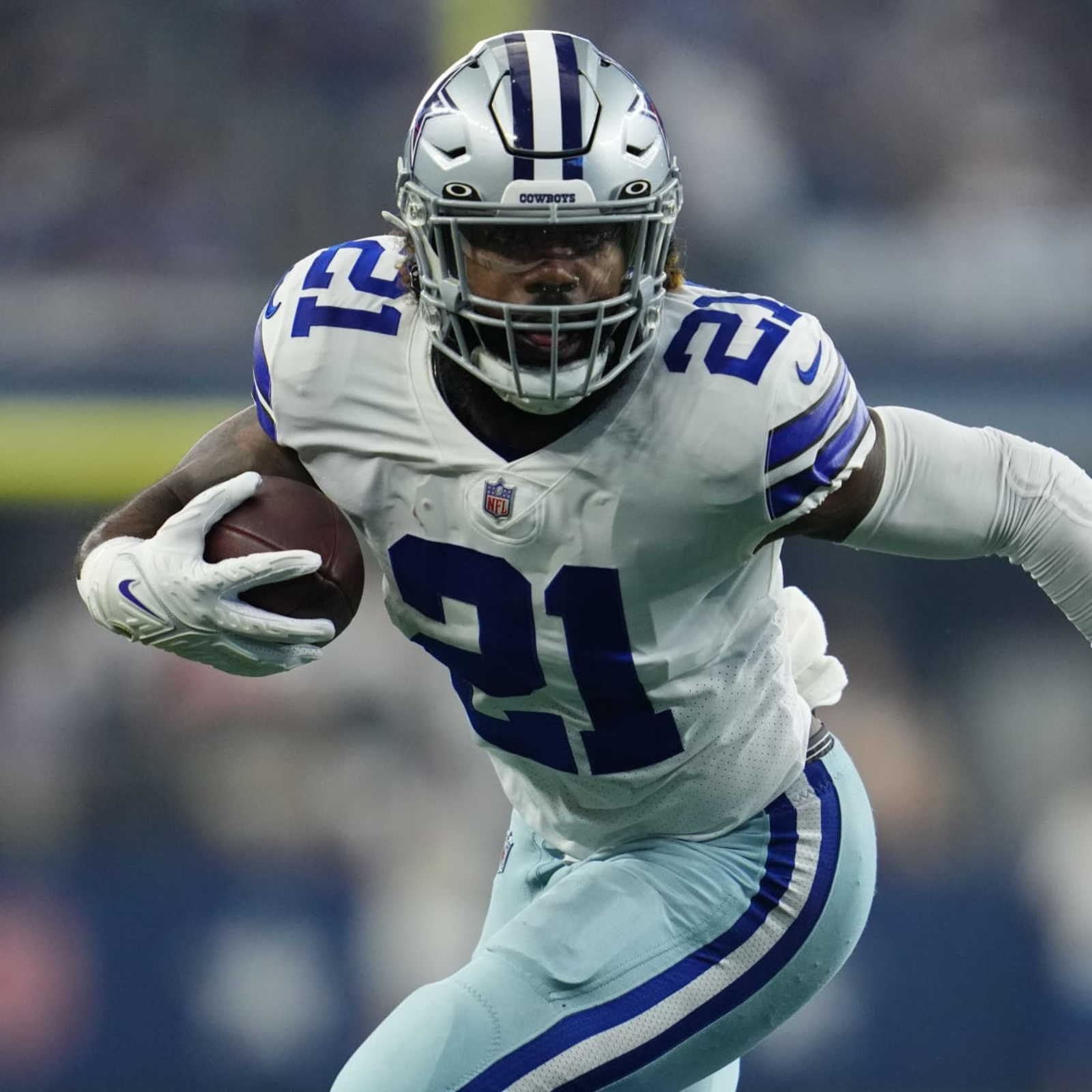 Ezekiel Elliott Fantasy Forecast 2022