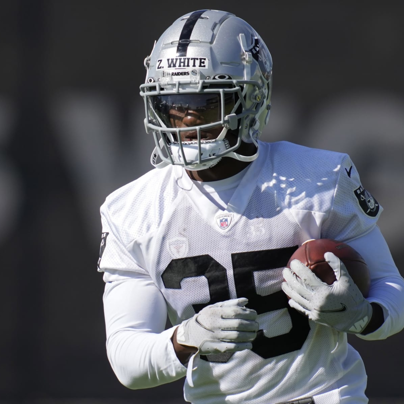 Raiders News: WR Demarcus Robinson Is Impressing Early On