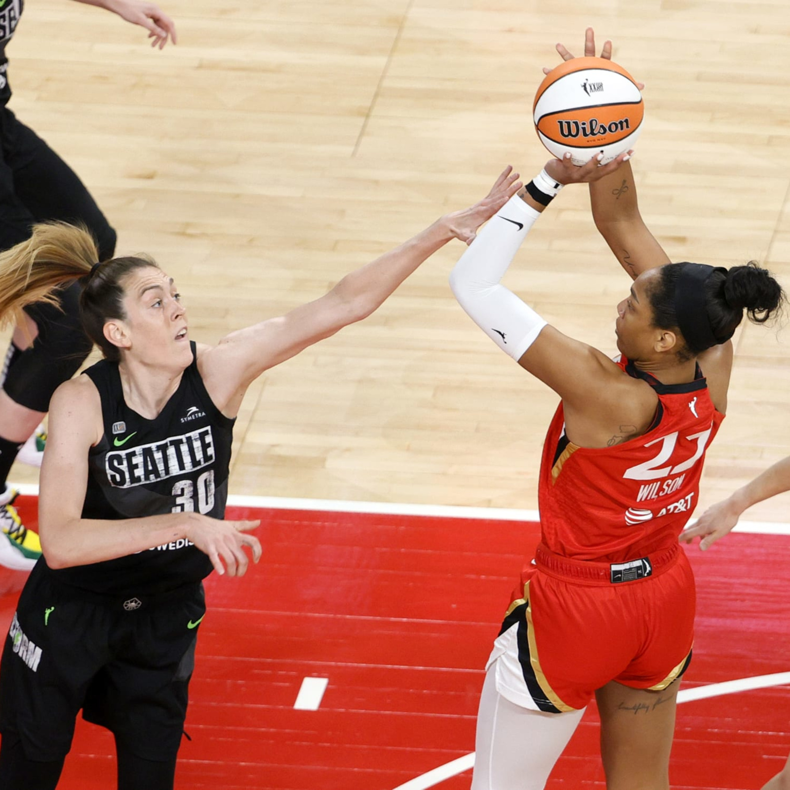 Atlanta Dream extend Tanisha Wright, Dan Padover through '27