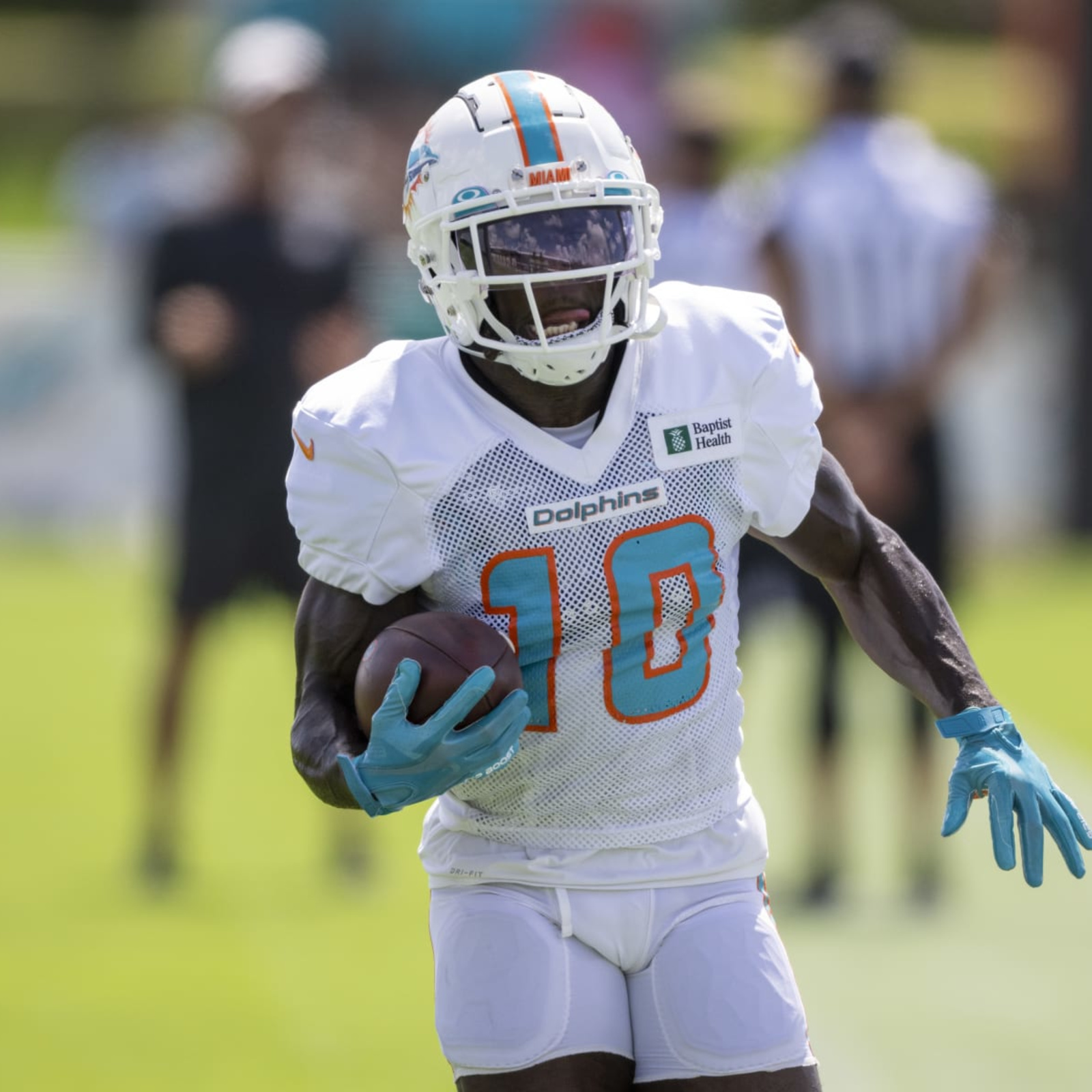 Dolphins' Betting Guide Ahead of 2022 NFL Season