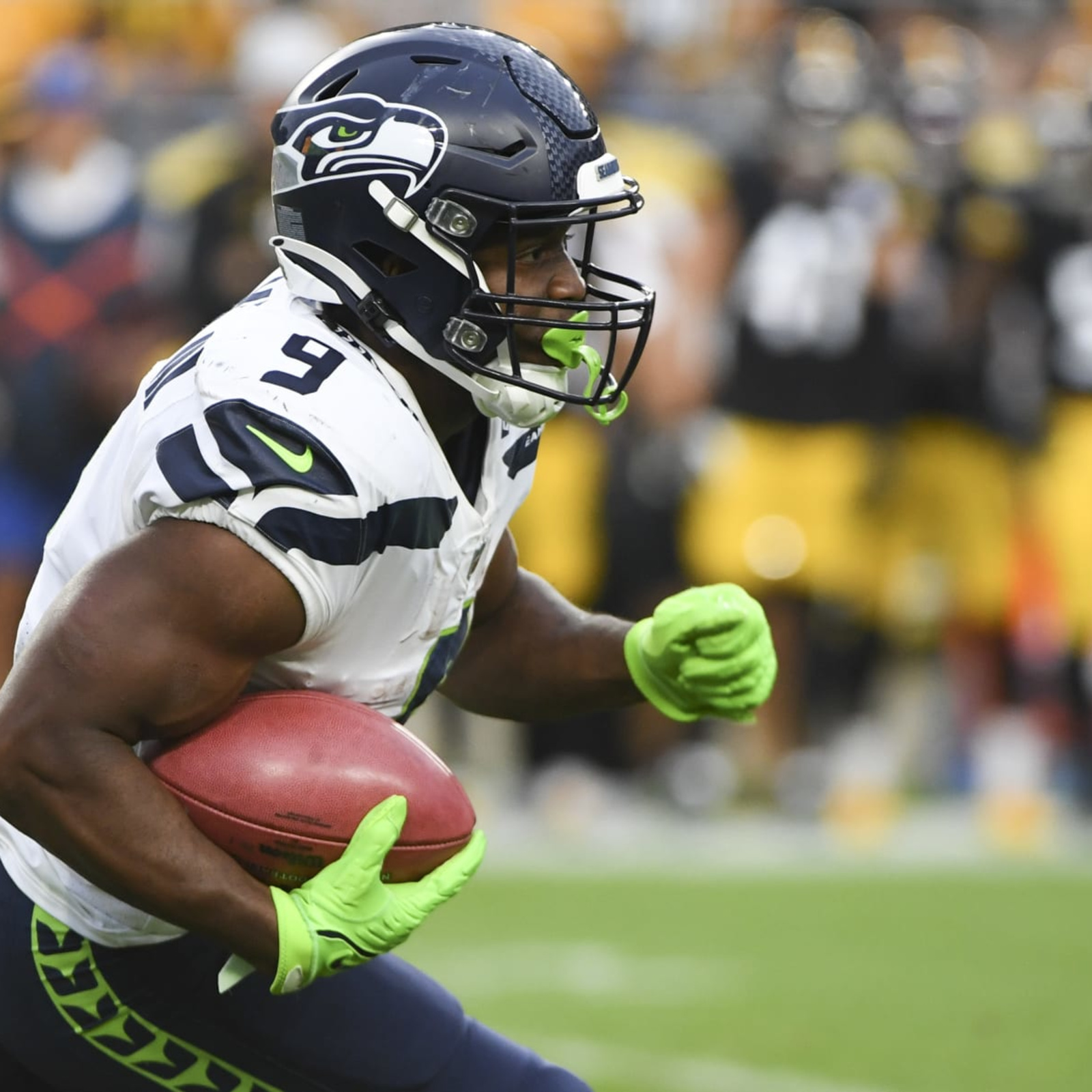 What Ken Walker III pick means for Chris Carson, Seahawks' backfield - ESPN  - Seattle Seahawks Blog- ESPN