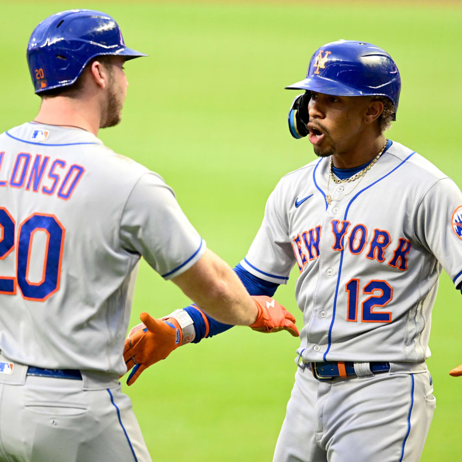 Mets clinch playoffs with 7-2 victory over Milwaukee Brewers