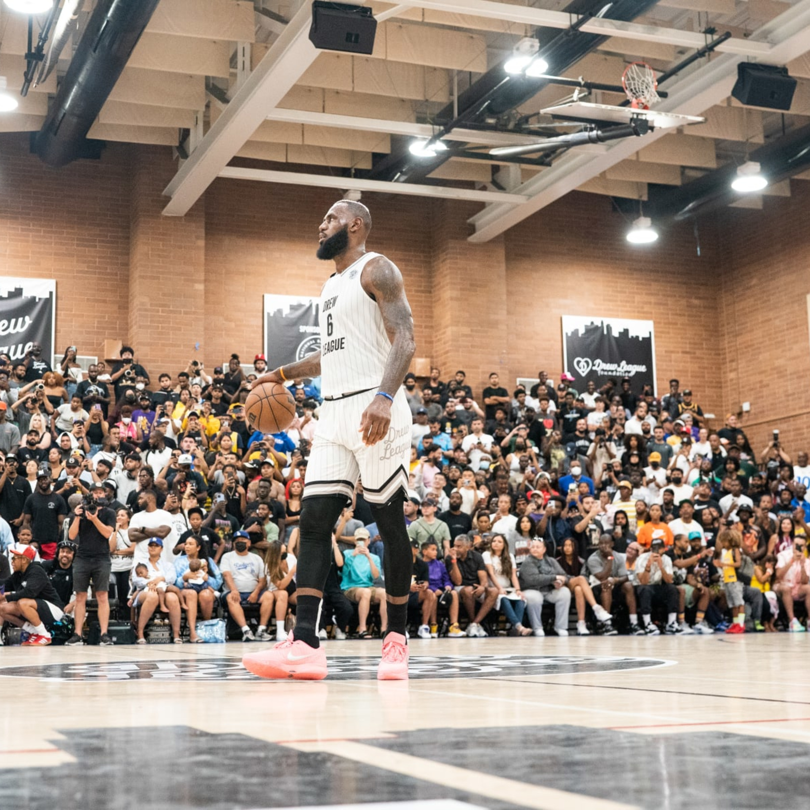 LeBron James highlights from The Crawsover Pro AM in Seattle