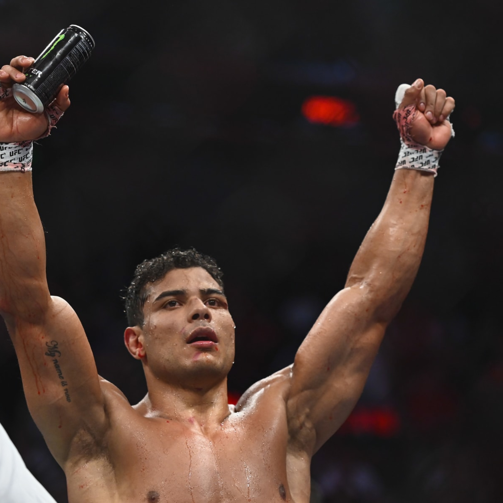 Støt job hver dag Paulo Costa: Luke Rockhold Rubbing His Blood on My Face 'Very Disgusting'  and 'Weird' | News, Scores, Highlights, Stats, and Rumors | Bleacher Report
