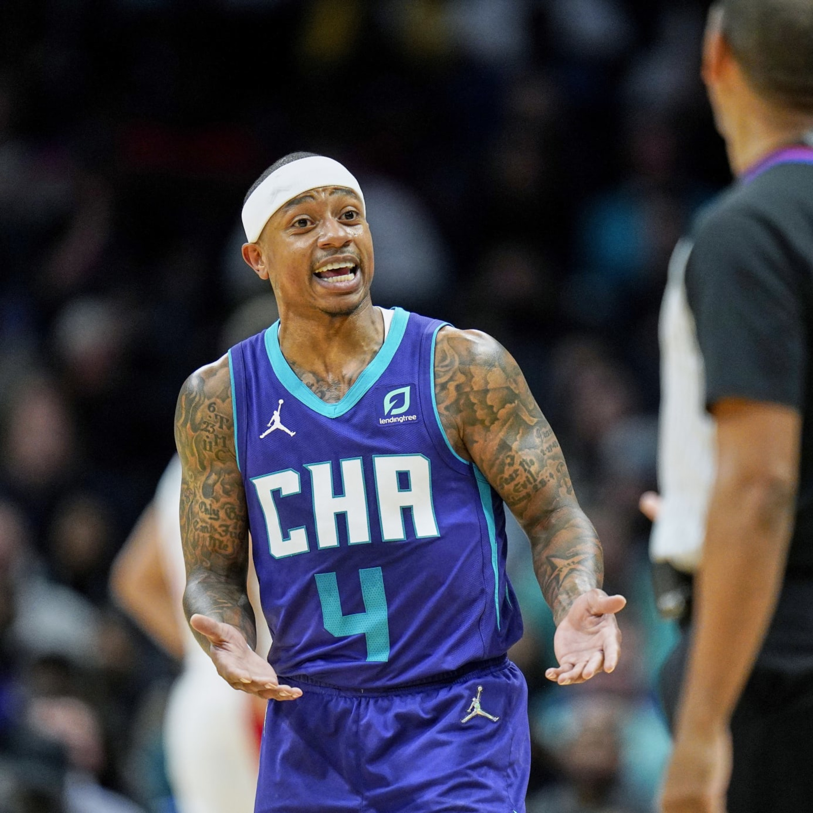 Report: Hornets signing Isaiah Thomas for rest of season