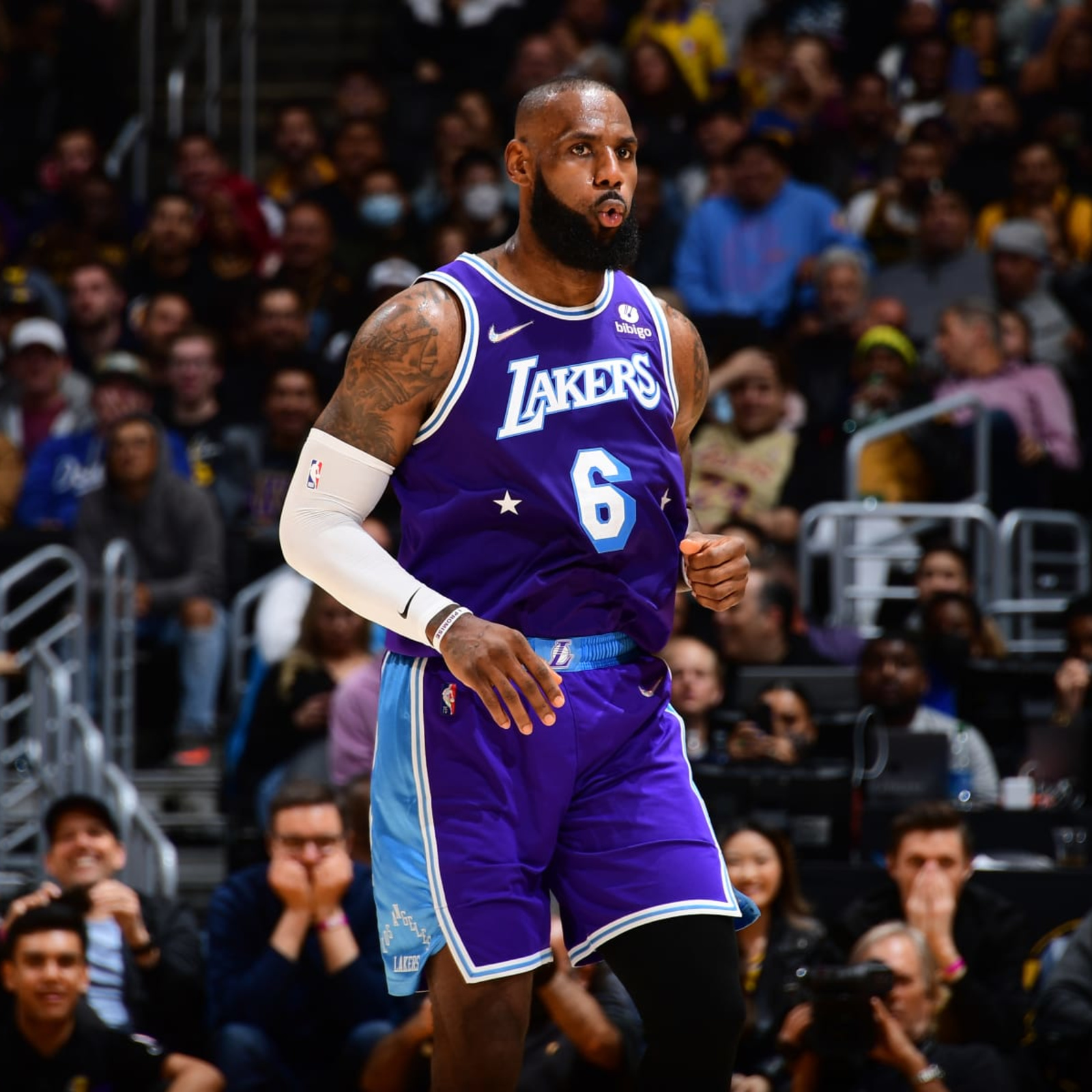 Lot Detail - Historical Oct. 19, 2021 LeBron James Los Angeles Lakers  Opening Night #6 Debut Home Jersey Photomatched to 1st & 2nd Half -  LeBron's First Time Wearing #6 as a Laker!