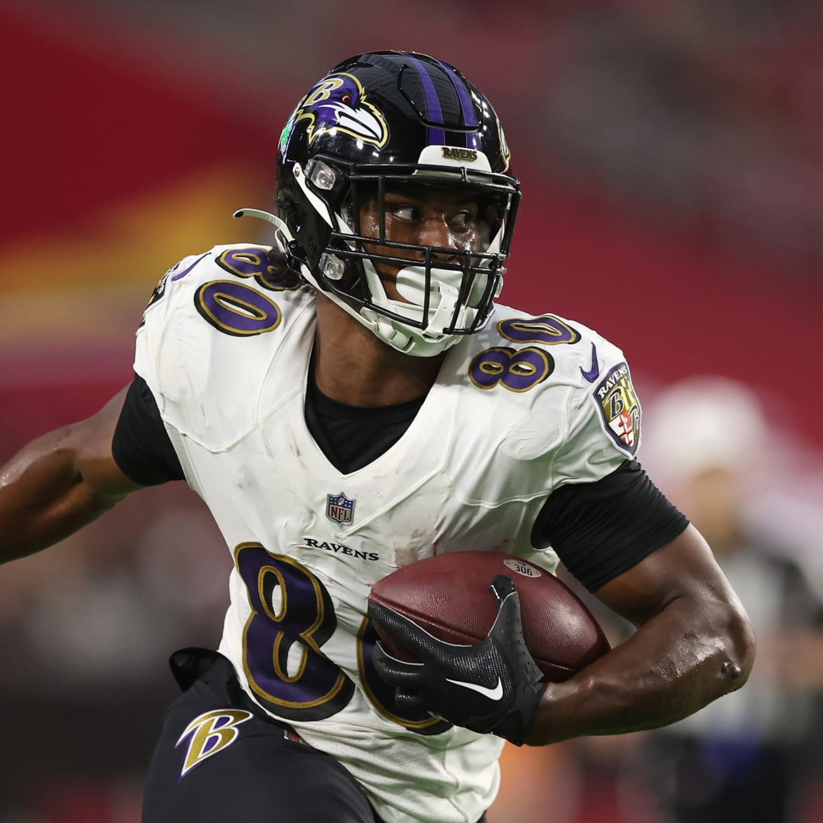 Who is Isaiah Likely? Ravens rookie TE shows out with 100-yard half