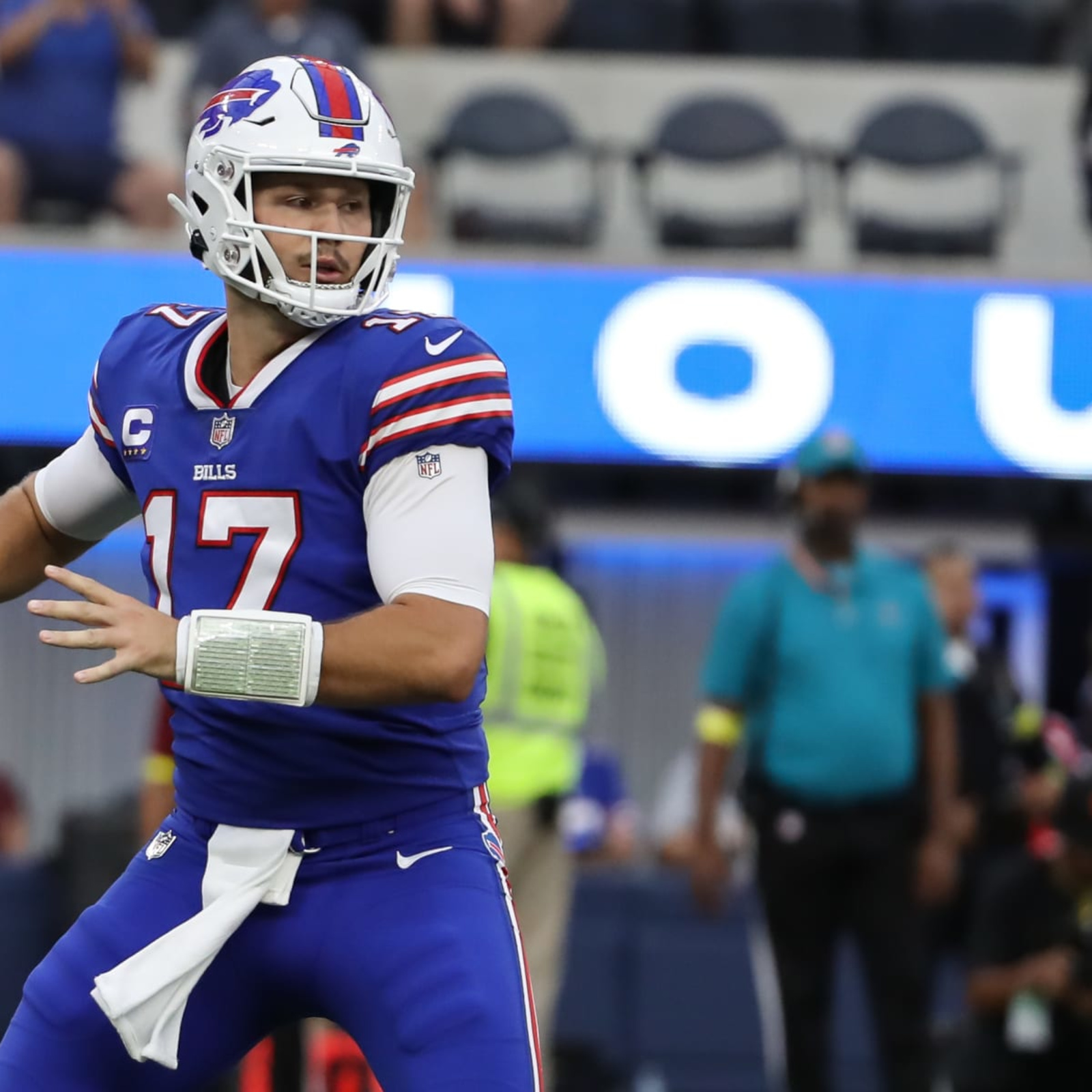 Josh Allen MVP odds: How Week 14 performance impacts chances to win award -  DraftKings Network