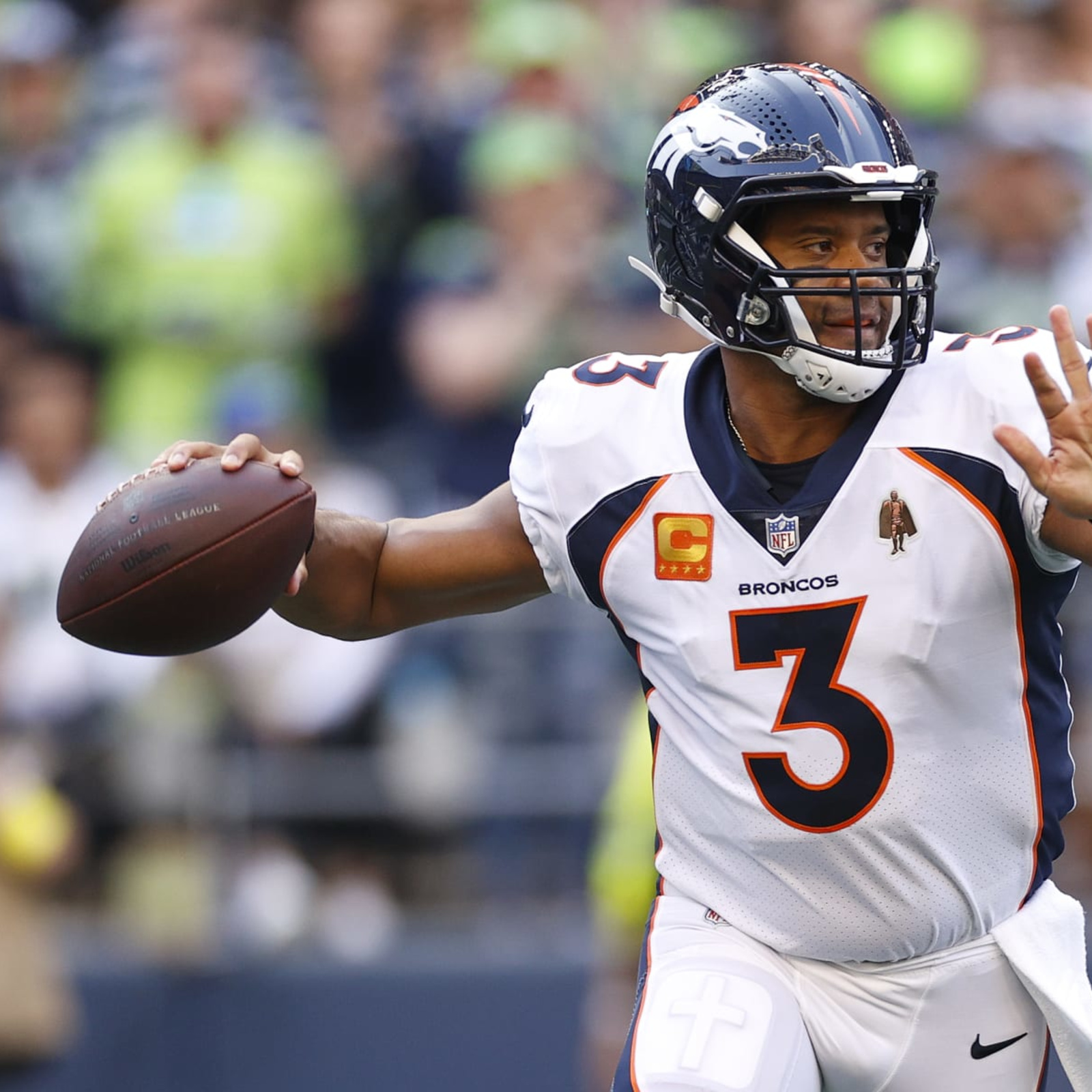 Seahawks beat Broncos 17-16 as ball taken out of Russell Wilson's