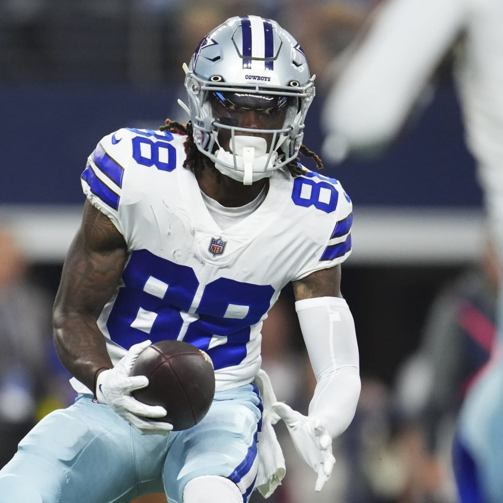 Cowboys WR CeeDee Lamb responds to late controversial no-call vs