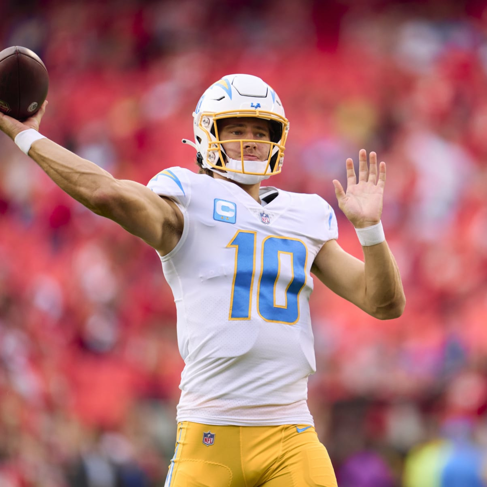 Jaguars vs. Chargers: Will LA QB Justin Herbert be limited against