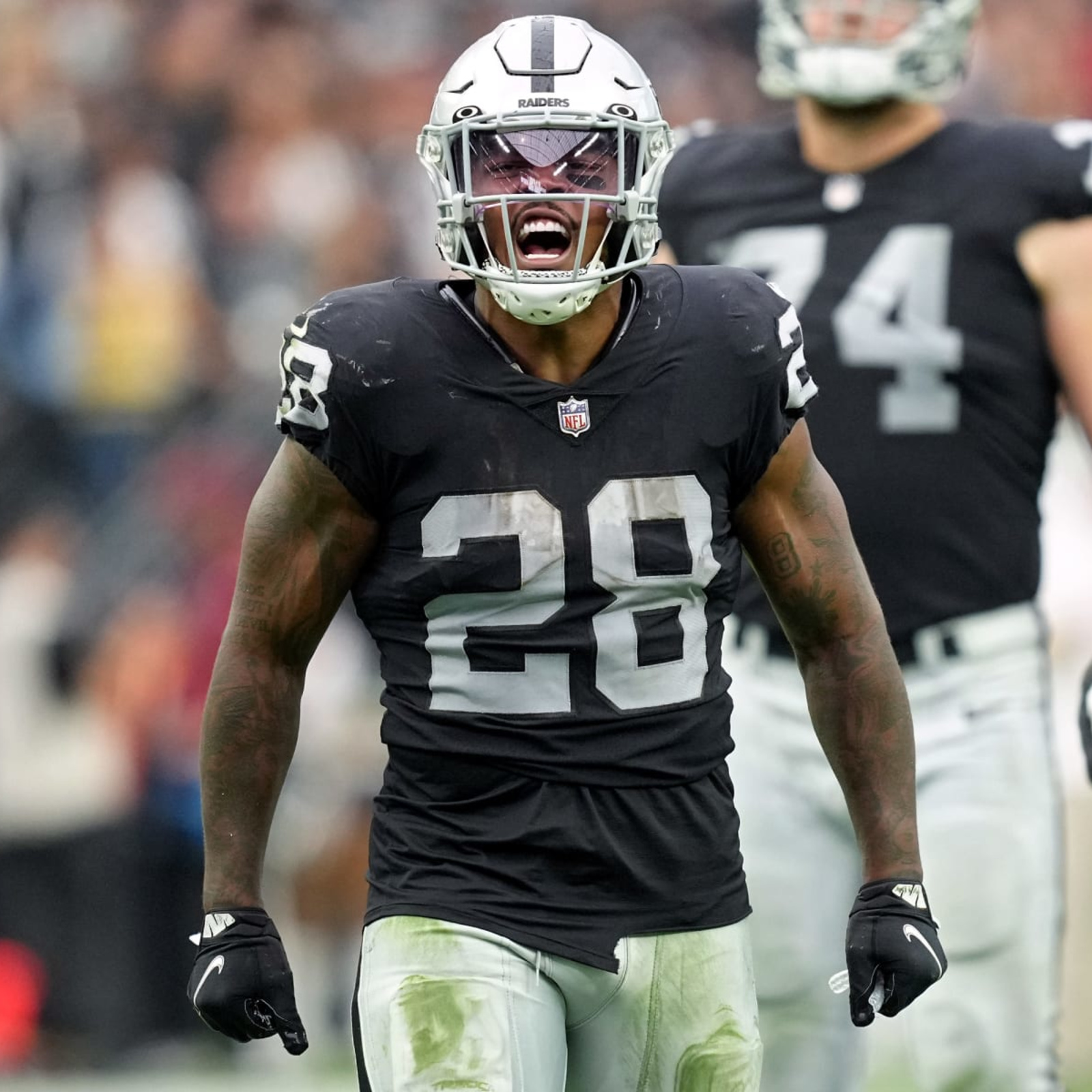 Raiders-Titans: Josh Jacobs is active Sunday - Silver And Black Pride