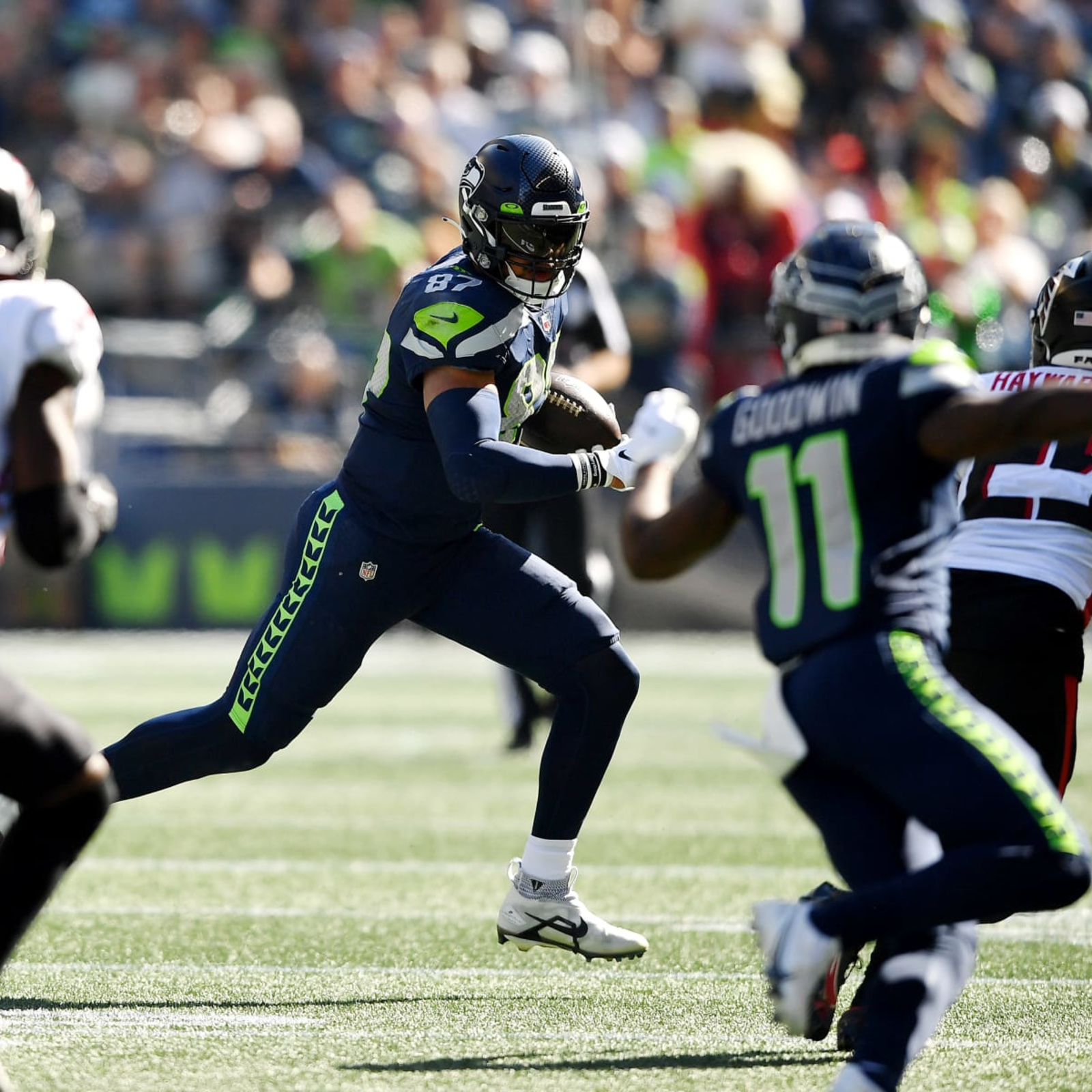 FAA investigating drone that flew over Lumen Field during Seahawks game