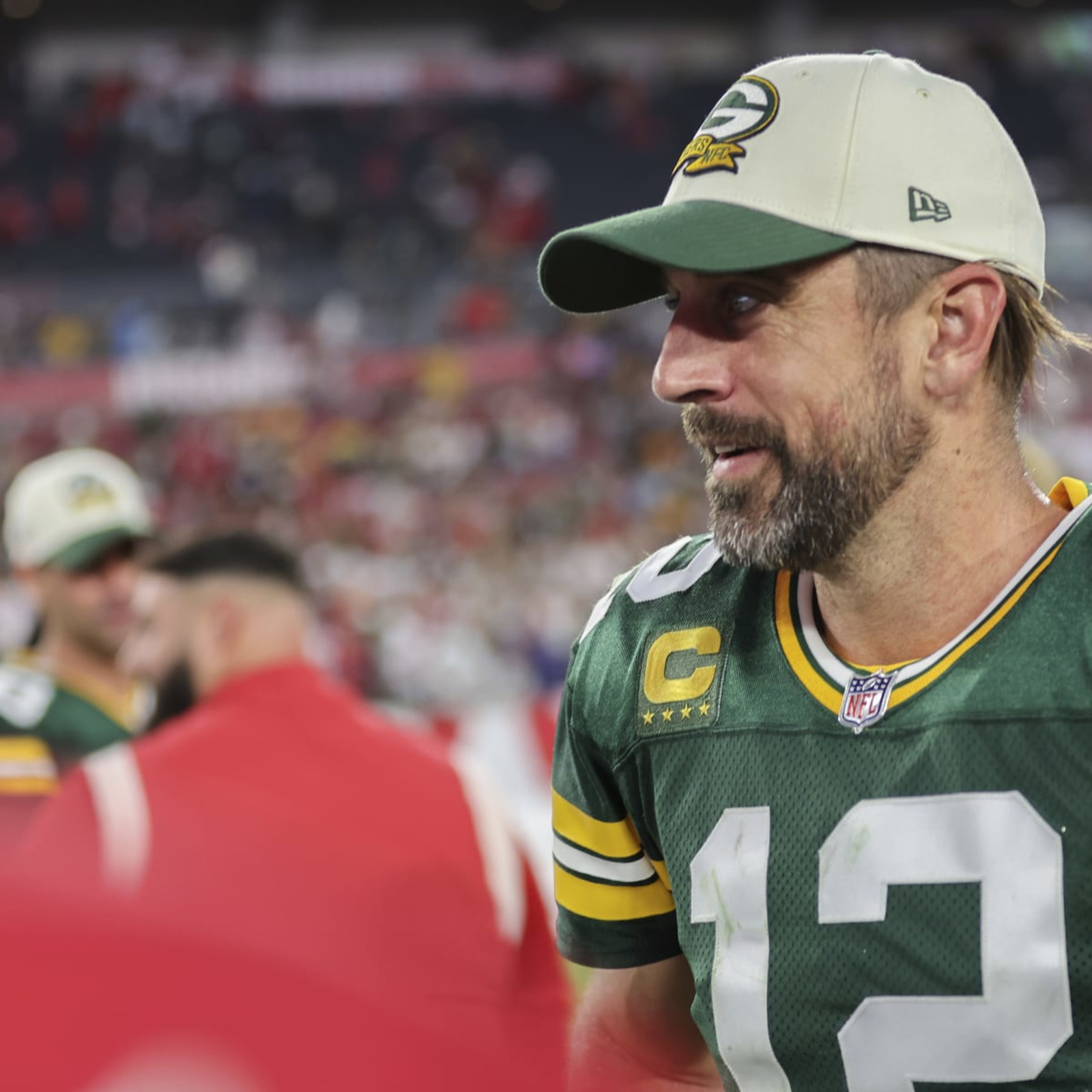 Buccaneers held meeting over Aaron Rodgers' Jumbotron claim