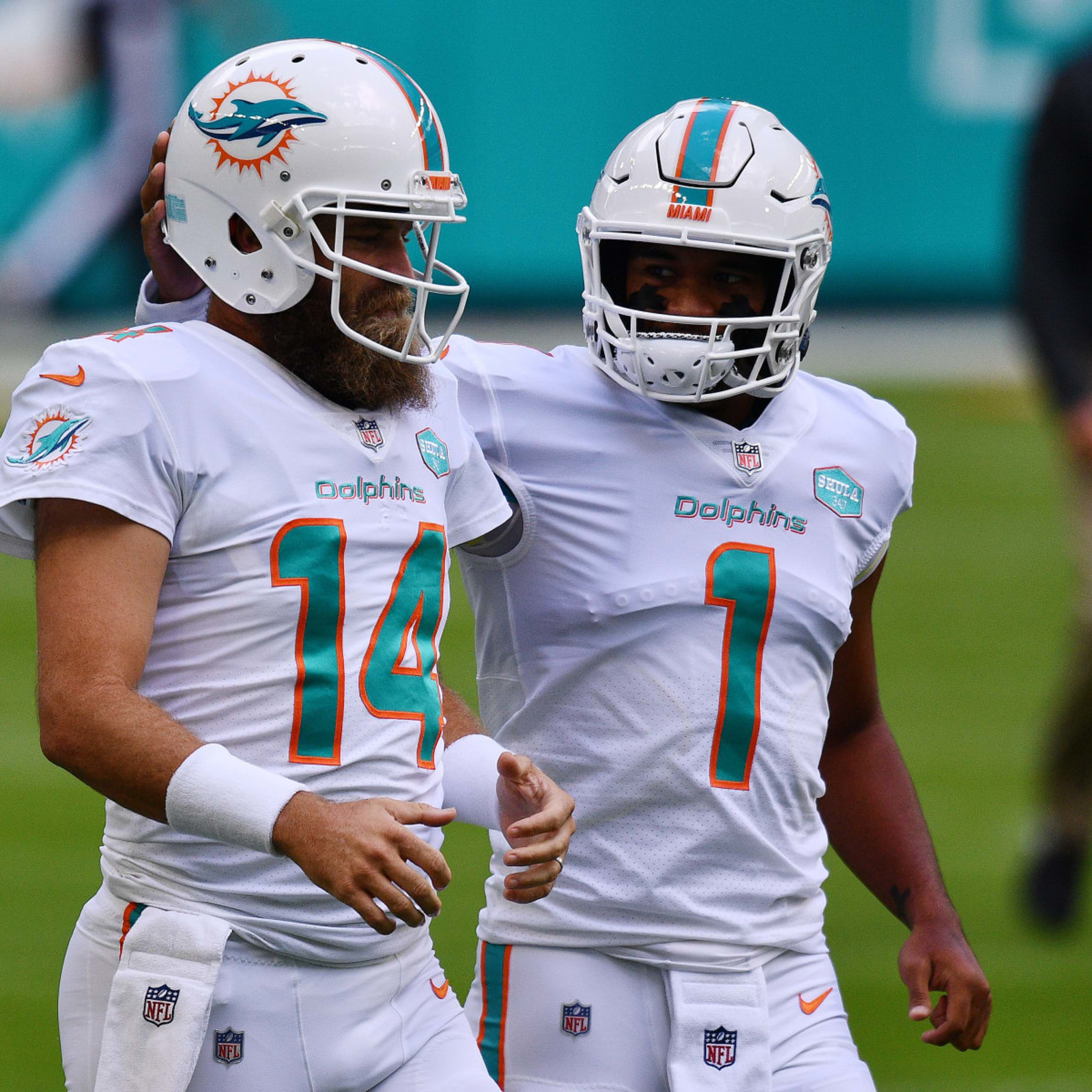 Dolphins' Brian Flores is sticking with Ryan Fitzpatrick: He's