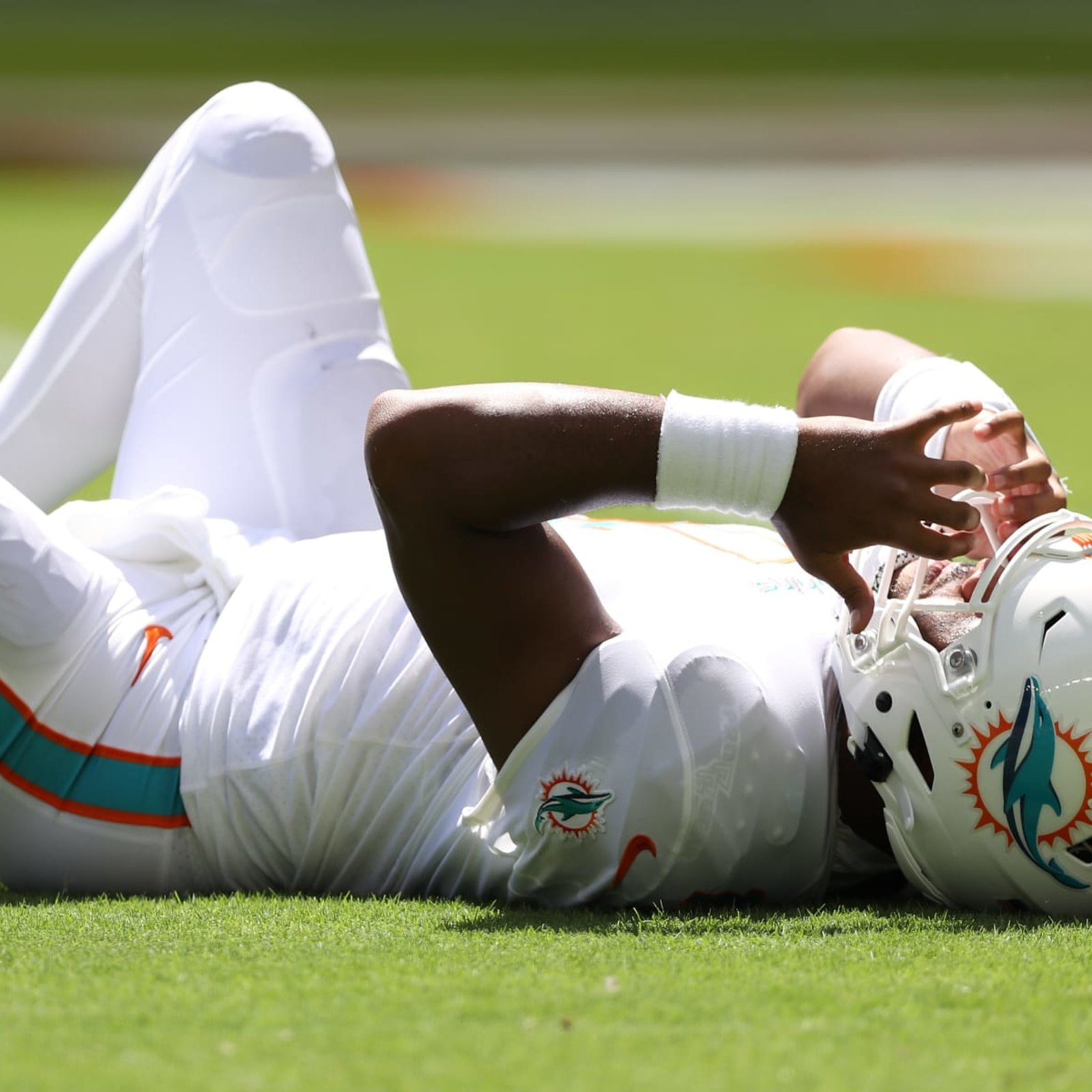 Dolphins QB Tua Tagovailoa discharged from hospital Thursday after  suffering concussion vs. Bengals