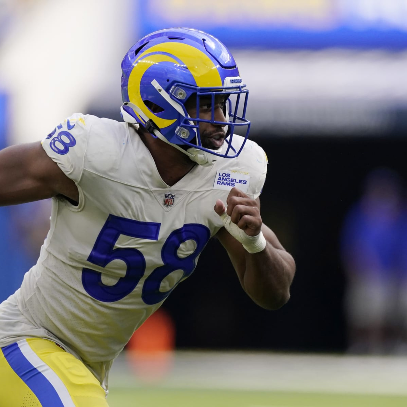 Rams' Justin Hollins Downplays Fight with Teammate Takk McKinley