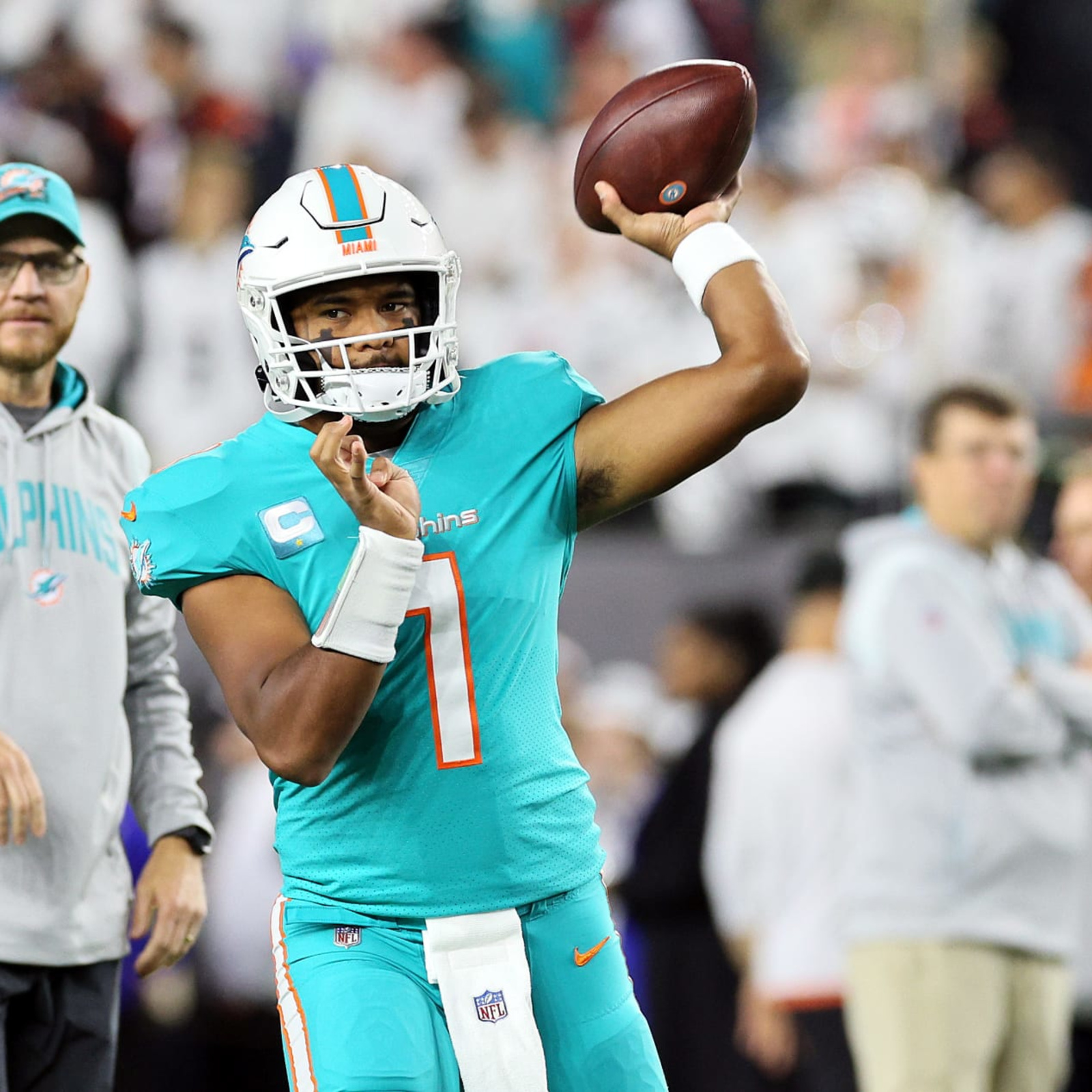 Tua Tagovailoa readies for 4th season with Miami Dolphins