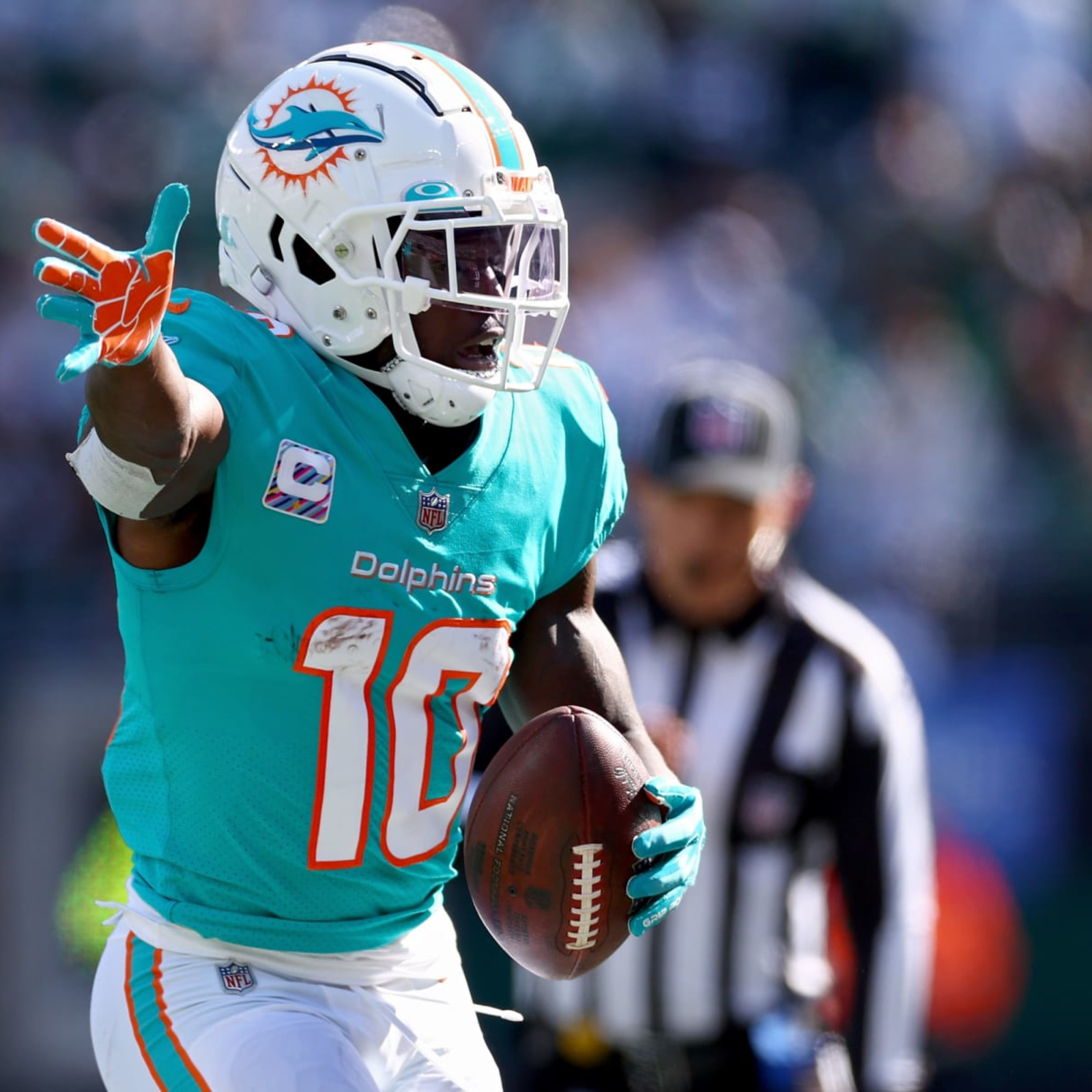 NFL Rumors: Dolphins 'Optimistic' Tyreek Hill Plays Through Foot