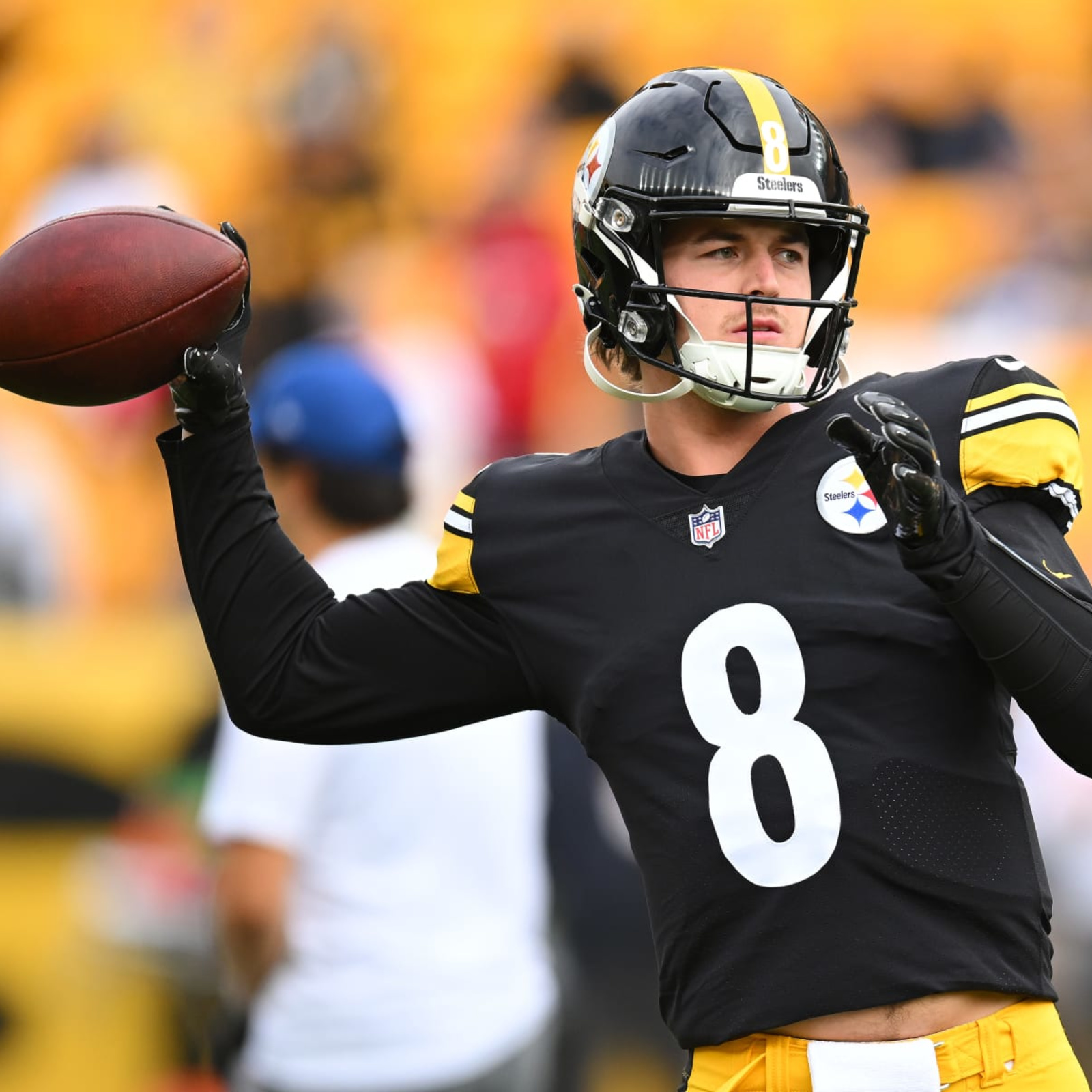 Steelers QB Pickett clears concussion protocol, will start