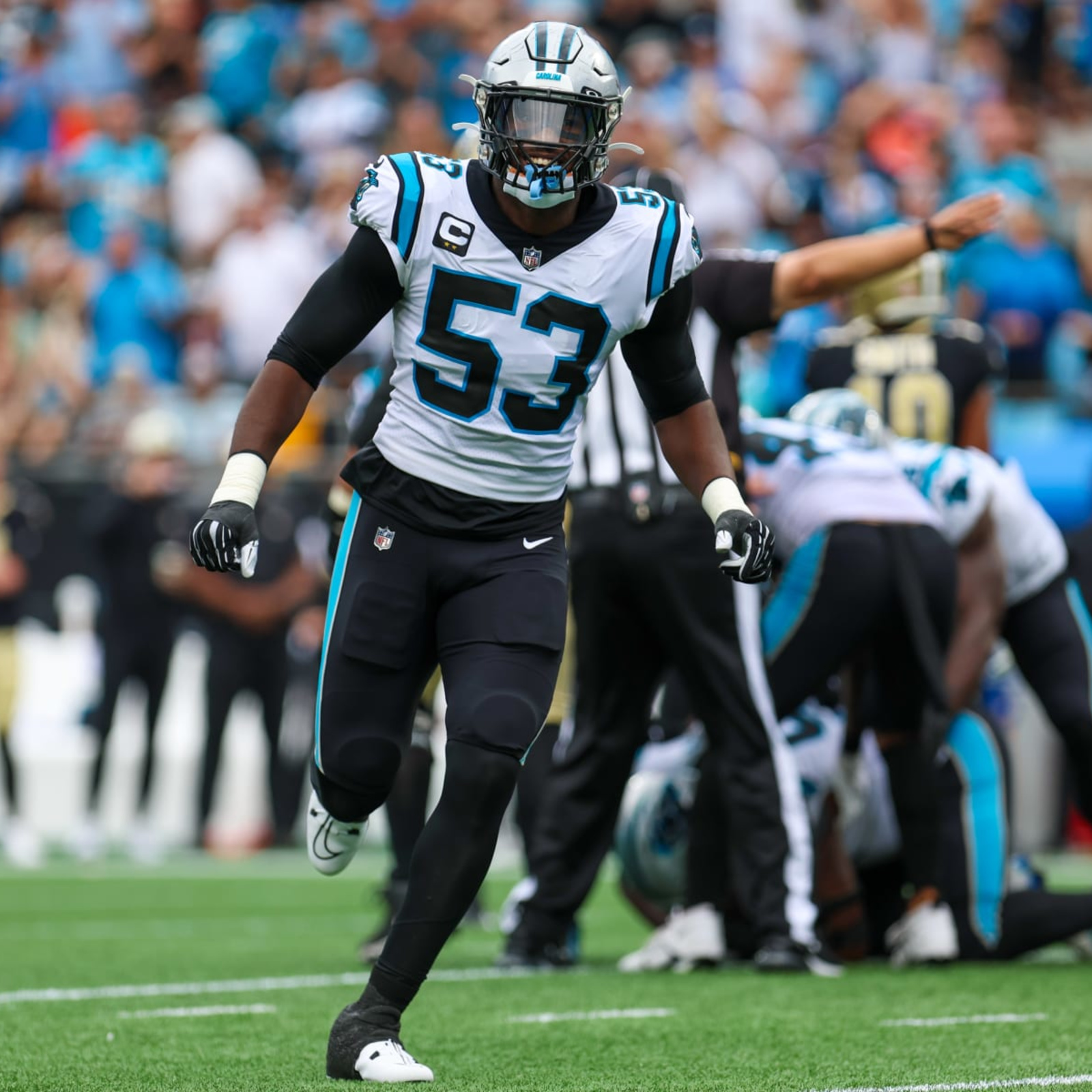 Panthers defensive end Brian Burns named 2023 Pro Bowl starter