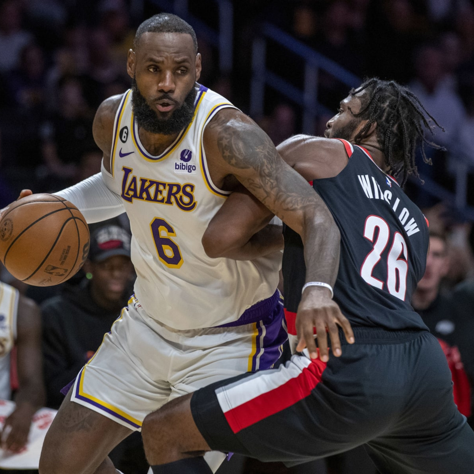 NBA: LeBron James ties Christmas Day wins record in Los Angeles