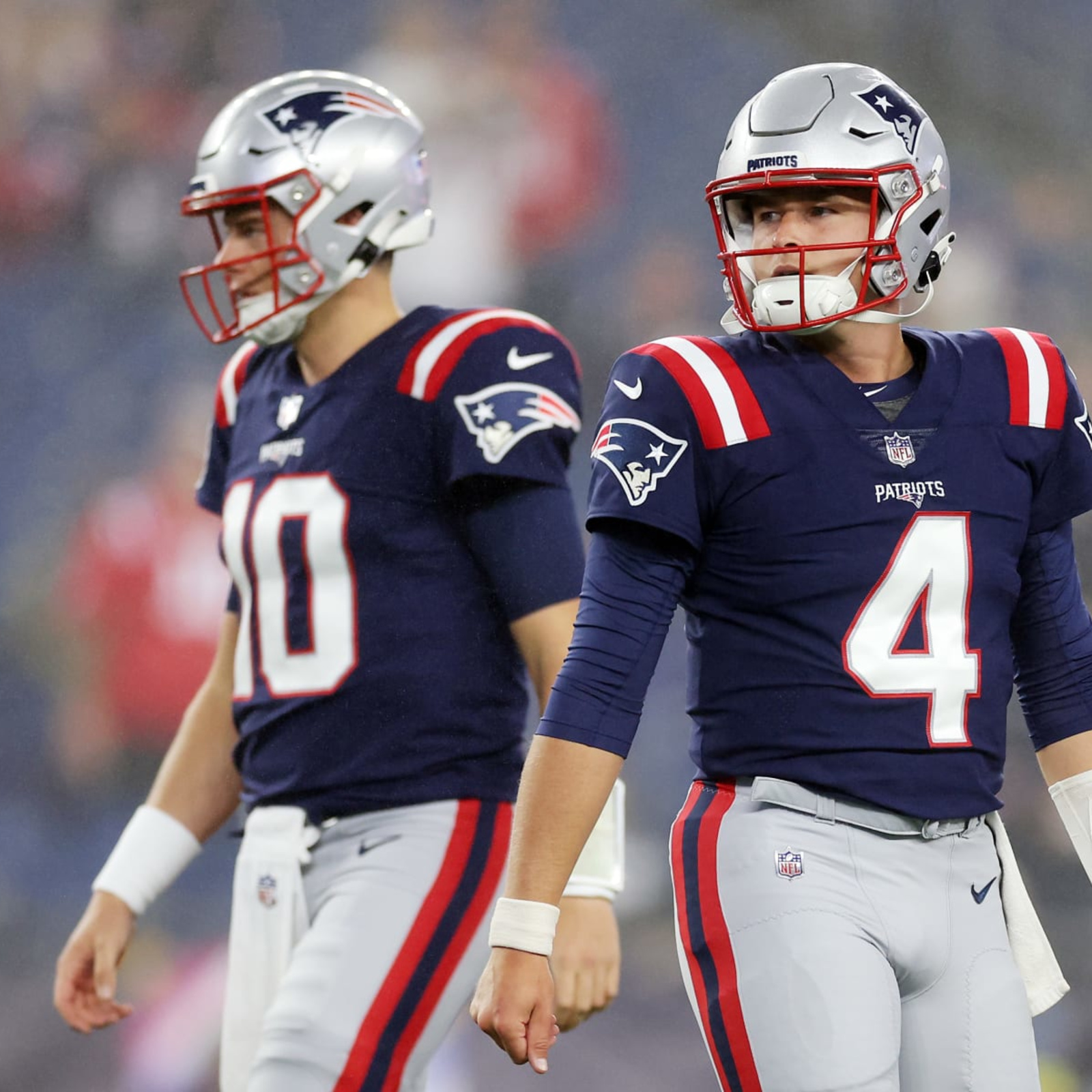 Belichick: Hoyer will start if Jones can't play vs. Packers