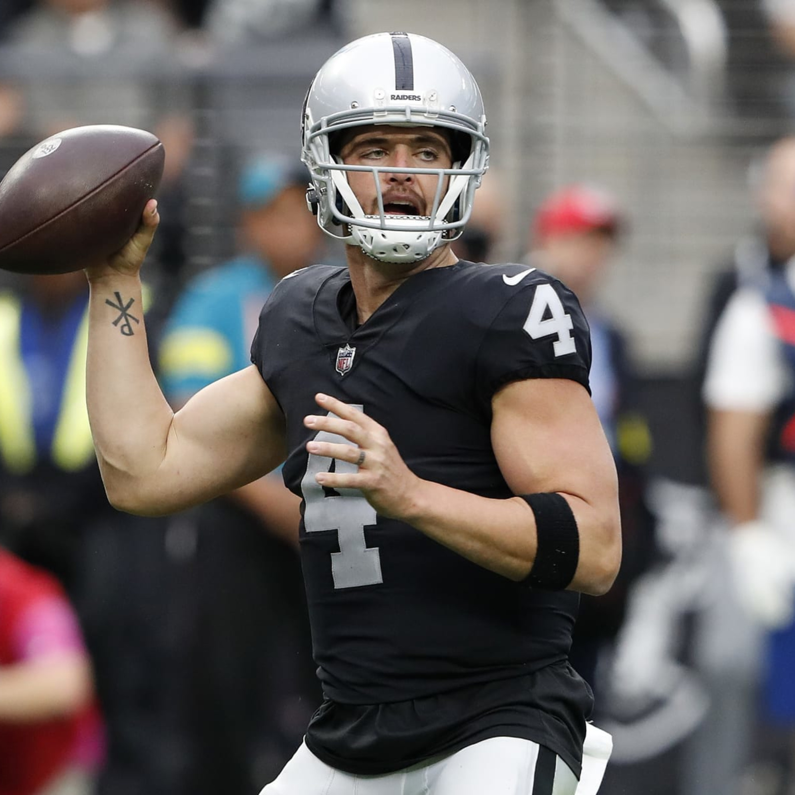 Raiders' Cap Situation Explained If Derek Carr Is Cut in 2023 amid $121.5M  Contract, News, Scores, Highlights, Stats, and Rumors