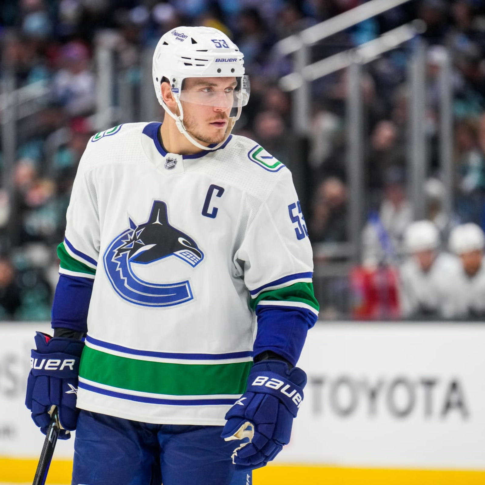 Bo Horvat Signs Long Term Extension With New York Islanders