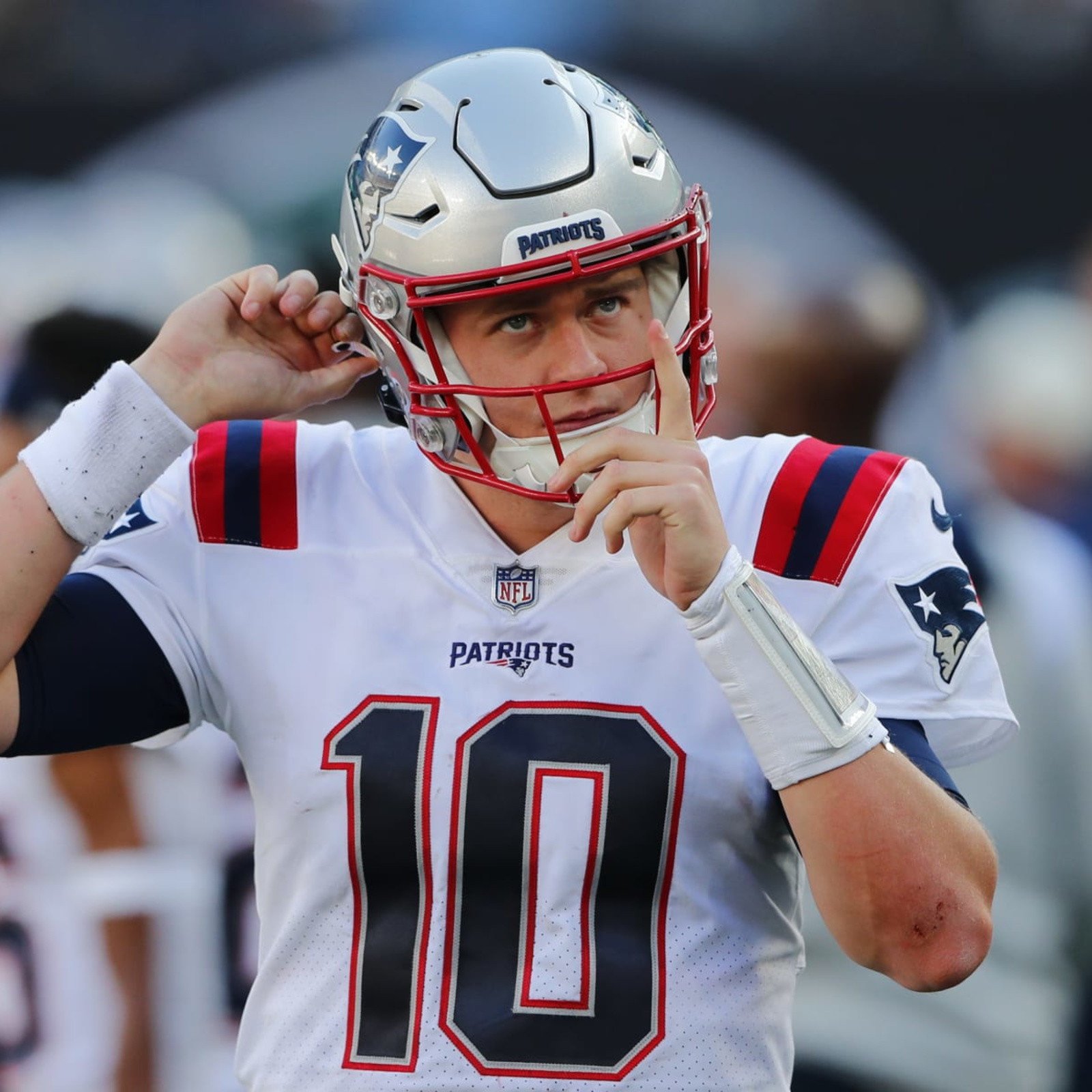 Bailey Zappe isn't going to steal Mac Jones' job as Patriots' starting QB —  right? - The Athletic