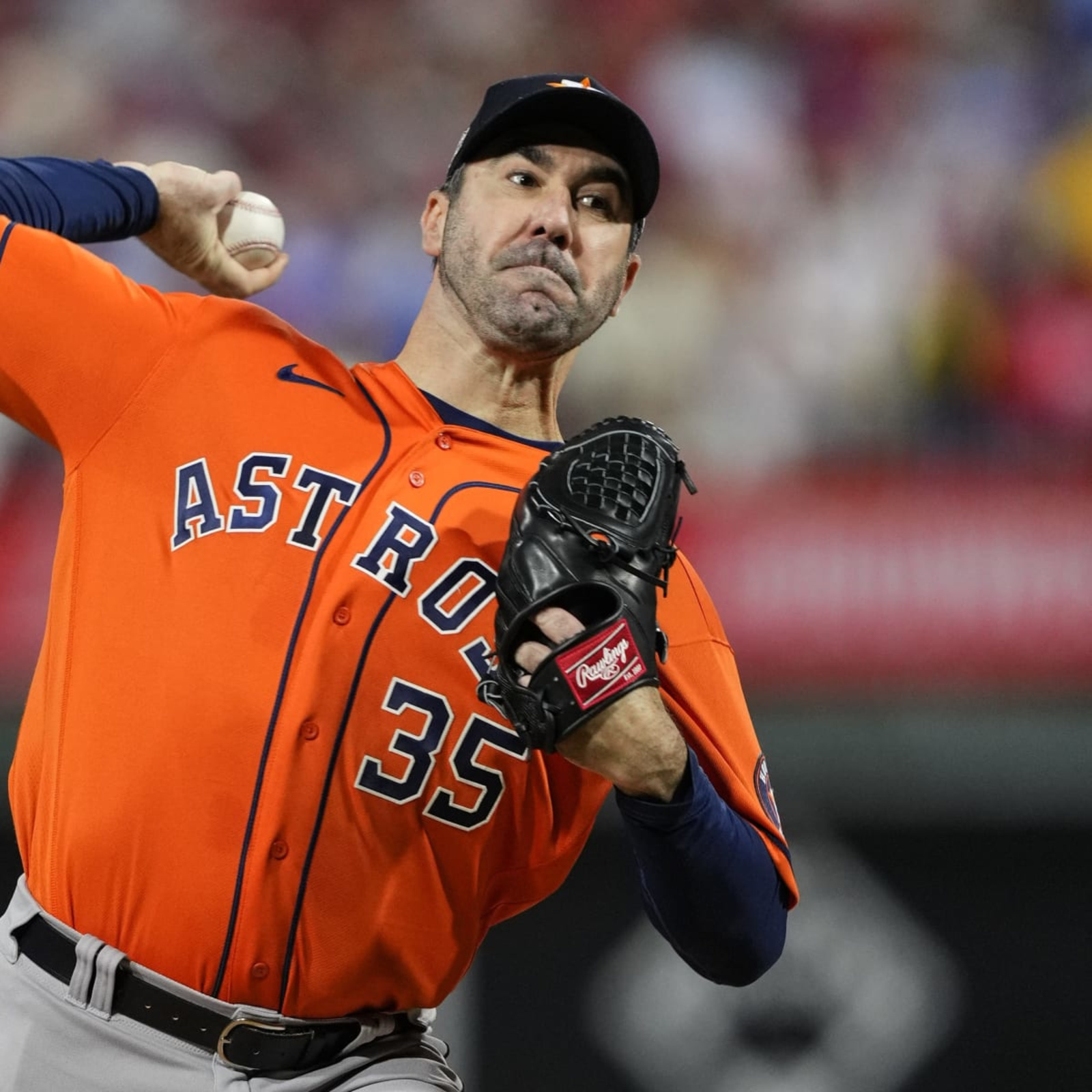 Despite the extra off day, the Astros are sticking with Cristian