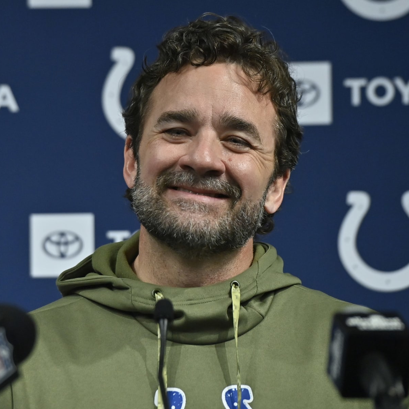 Colts, interim coach Jeff Saturday, visit Raiders in NFL Week 10