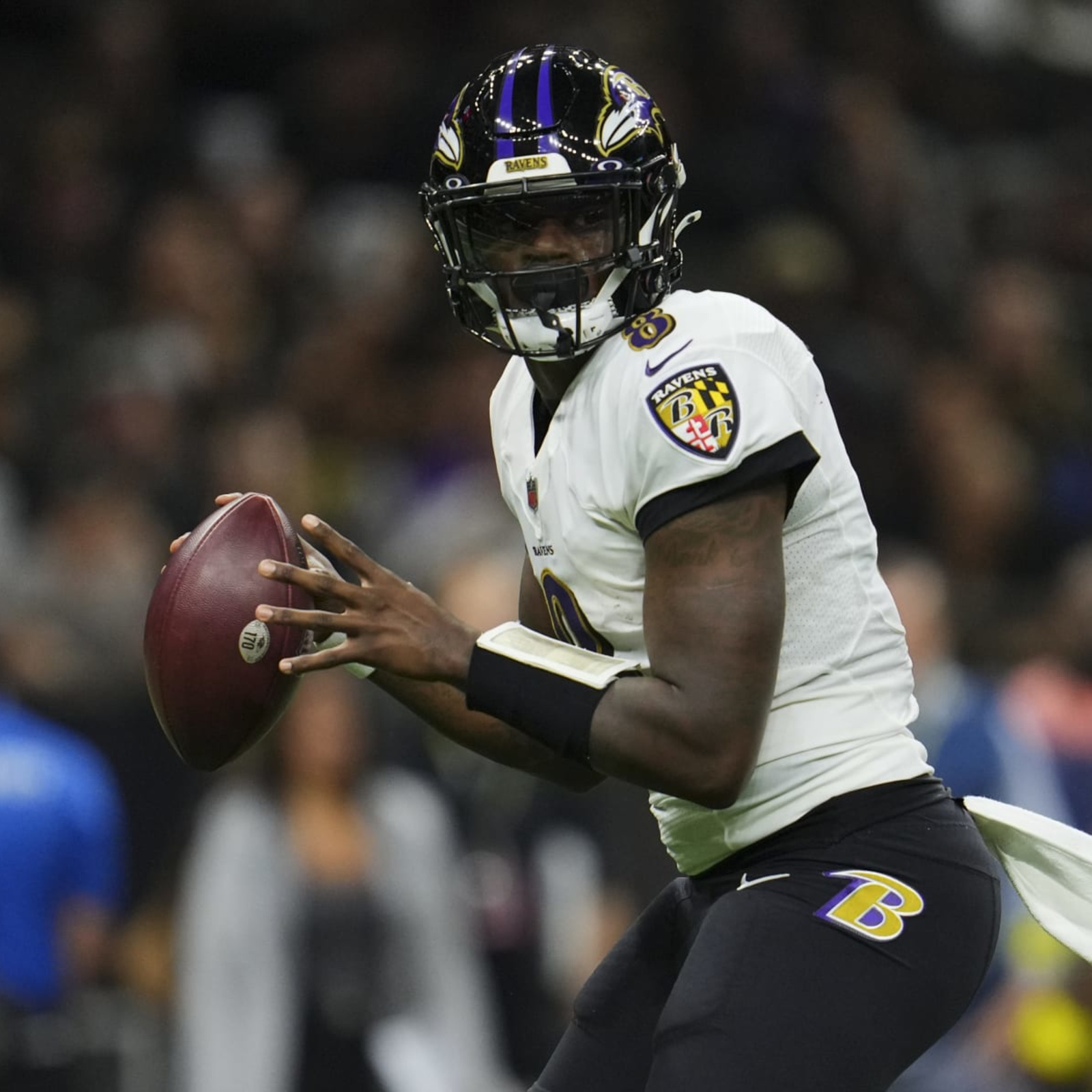 Ravens agree to 5-year, $260M deal with QB Lamar Jackson, WJHL