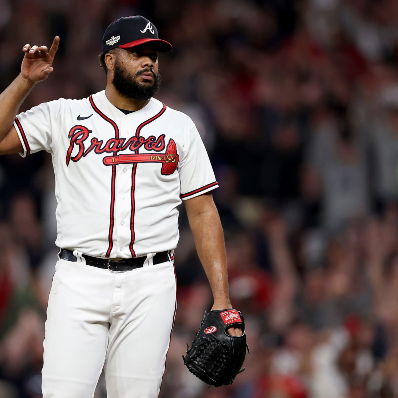 SF Giants reportedly chasing ex-Dodgers reliever Kenley Jansen