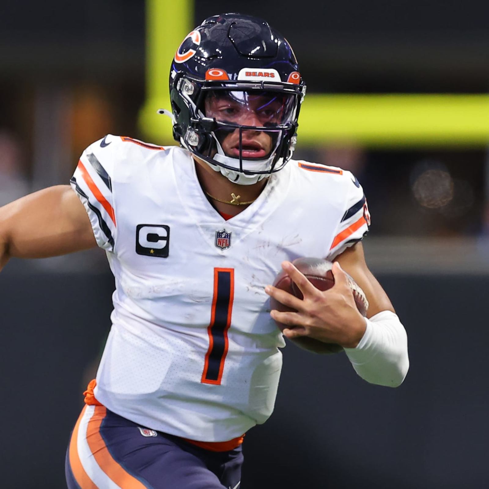 Linsey: Chicago Bears putting a lot on Justin Fields' shoulders in 2022, NFL Draft