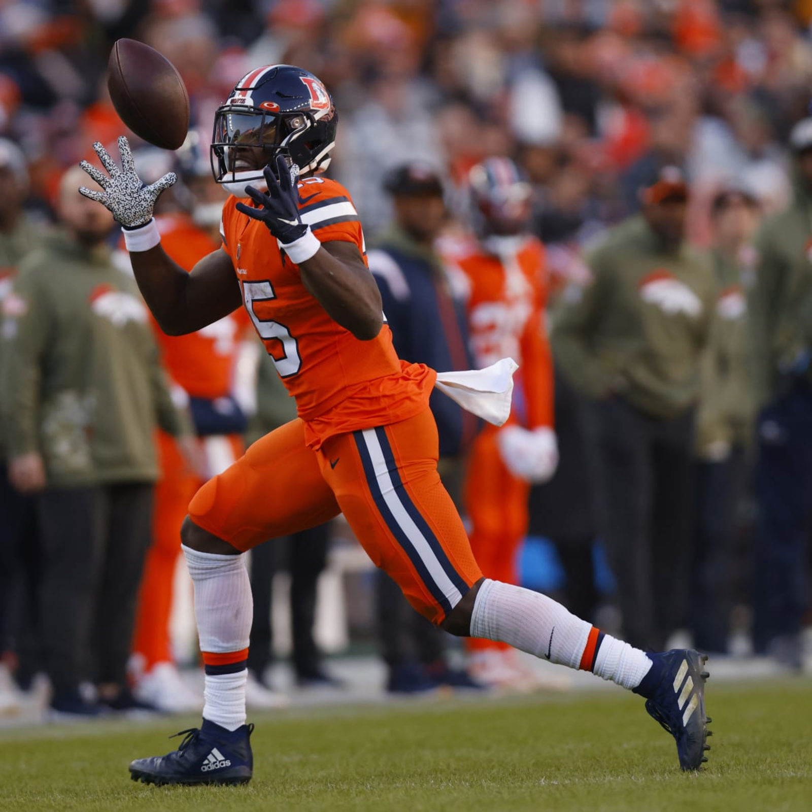 Denver Broncos' Melvin Gordon III celebrates after scoring a touchdown  during the NFL International match at Wembley Stadium, London. Picture  date: Sunday October 30, 2022 Stock Photo - Alamy