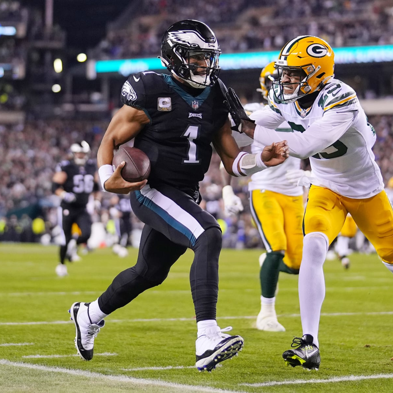 Packers defense can't handle Eagles running game in 40-33 defeat