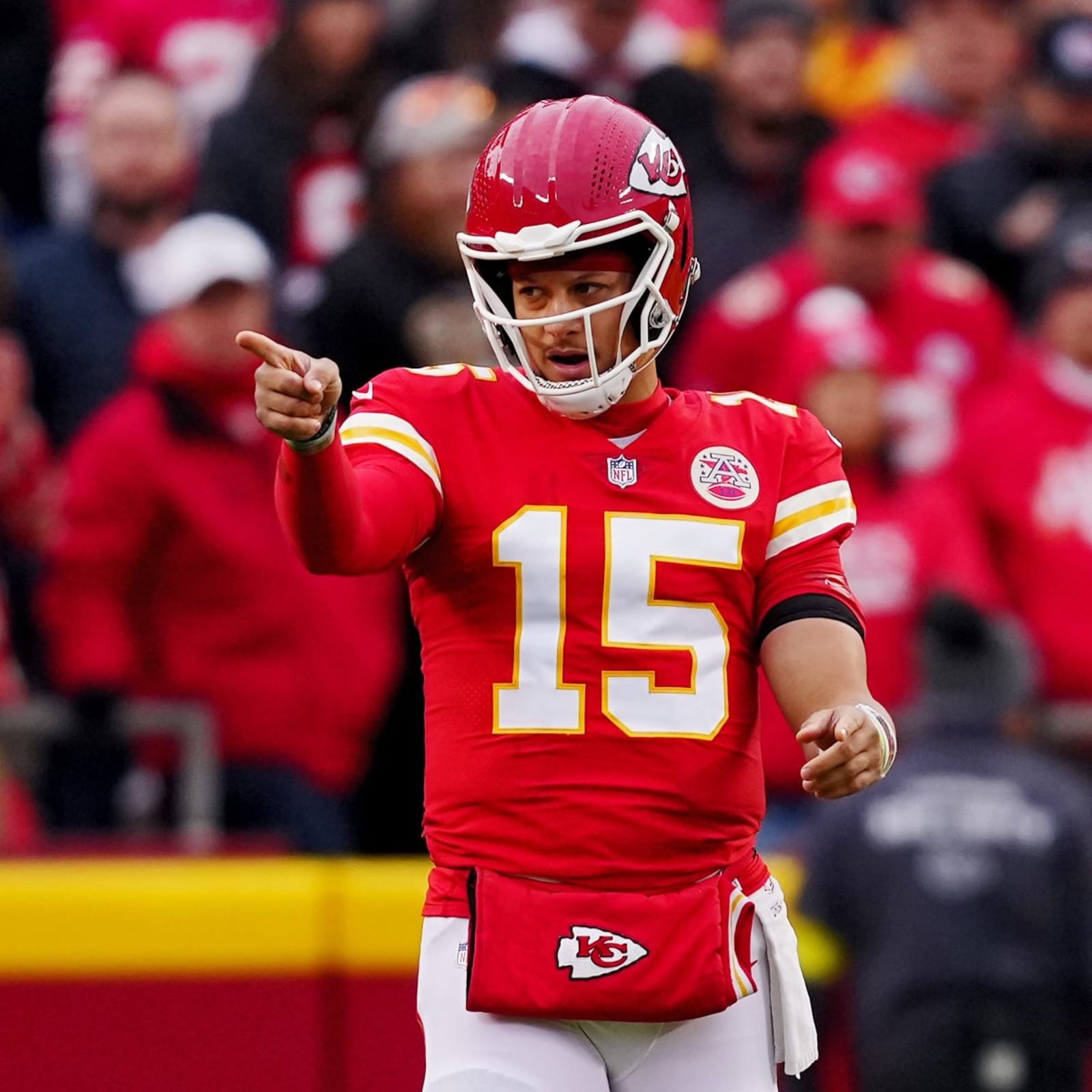 Patrick Mahomes suffers injury scare as Kansas City Chiefs reach AFC  championship game