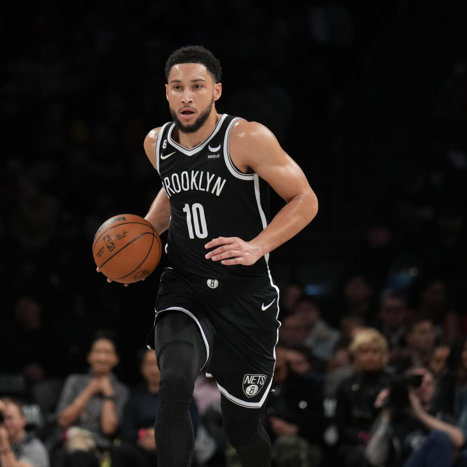 Nets' Ben Simmons exits with knee soreness in loss to Pistons