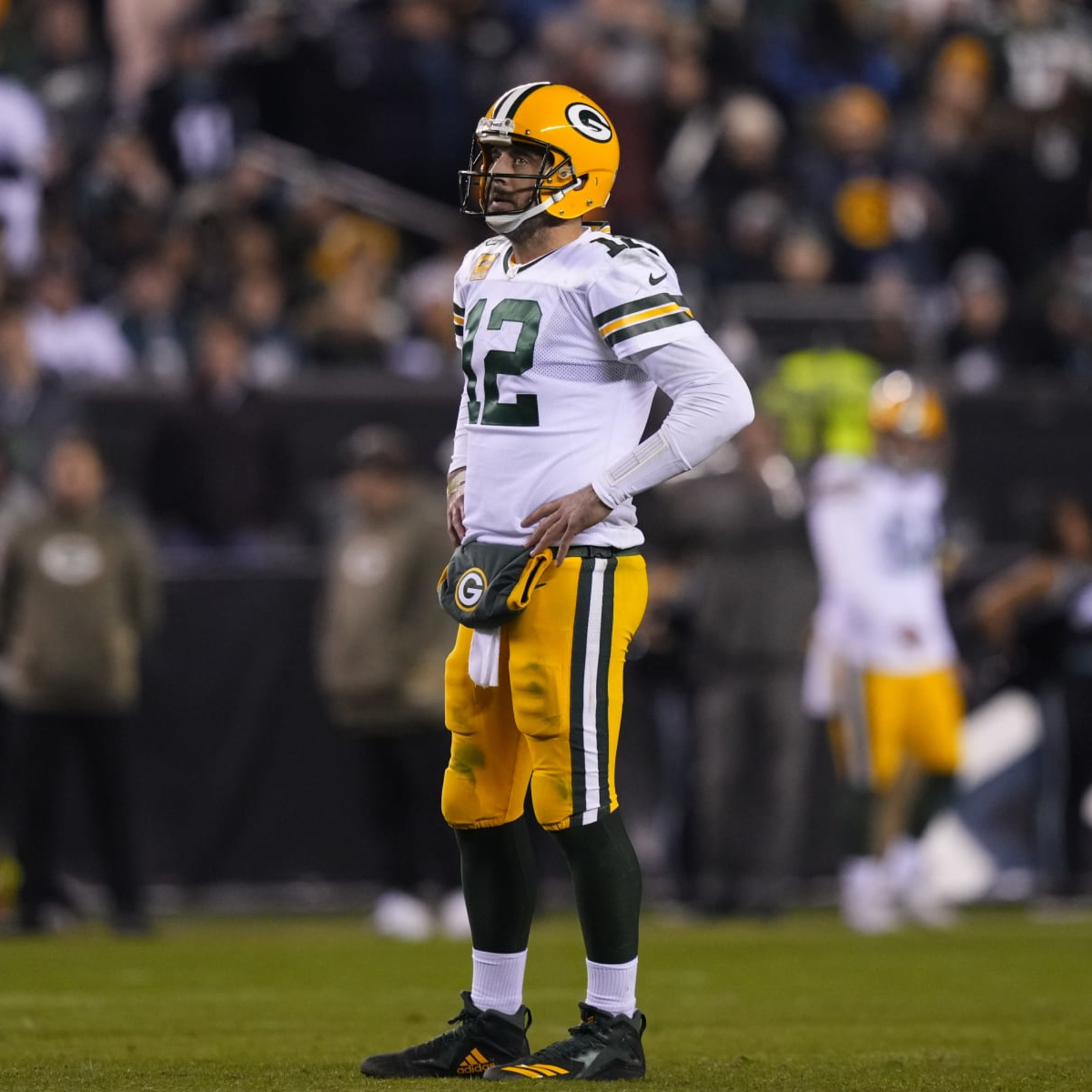 Aaron Rodgers injury update: Packers QB dealing with thumb injury for Week  12 - DraftKings Network