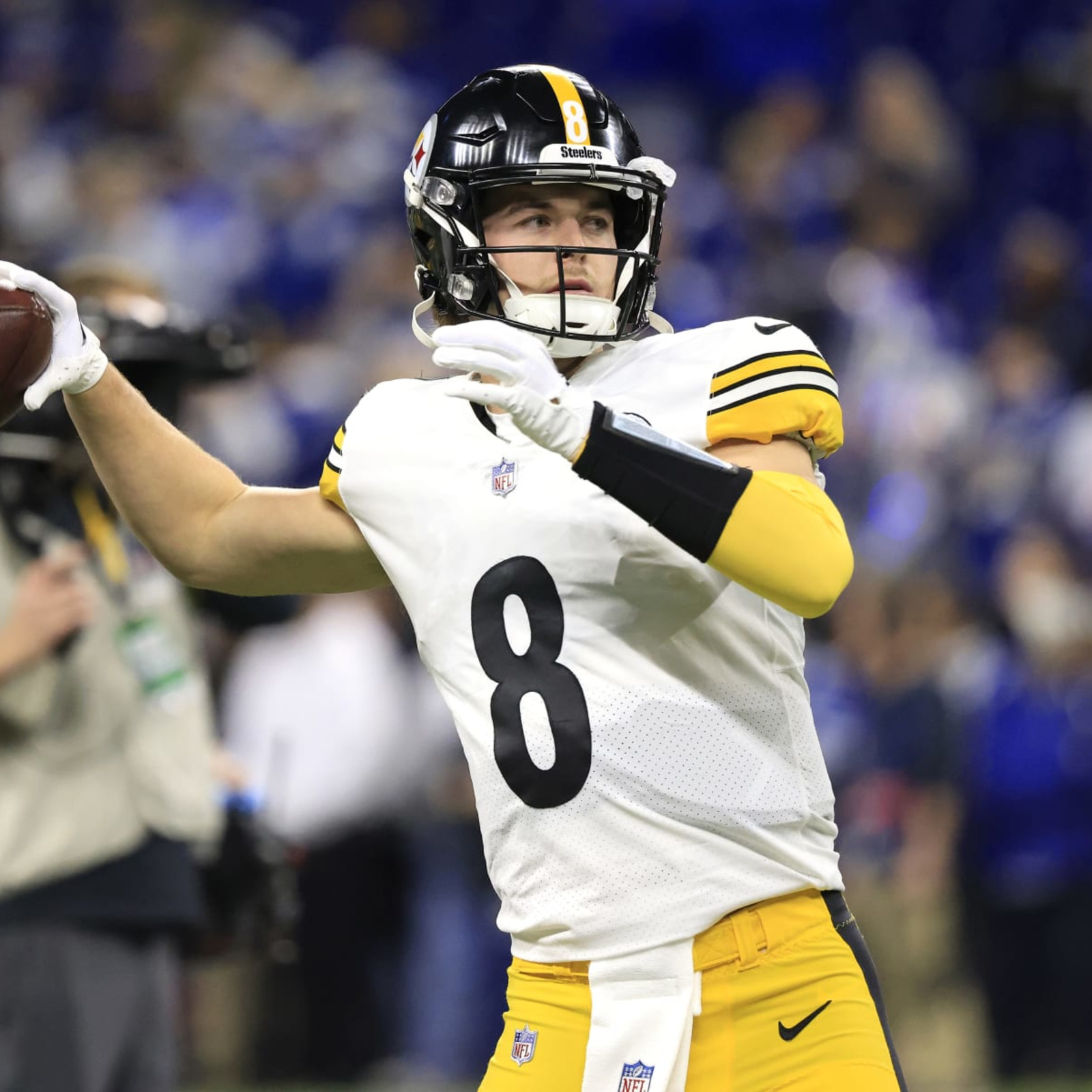 Survey: Steelers Own Third-Best NFL Uniforms in 2022