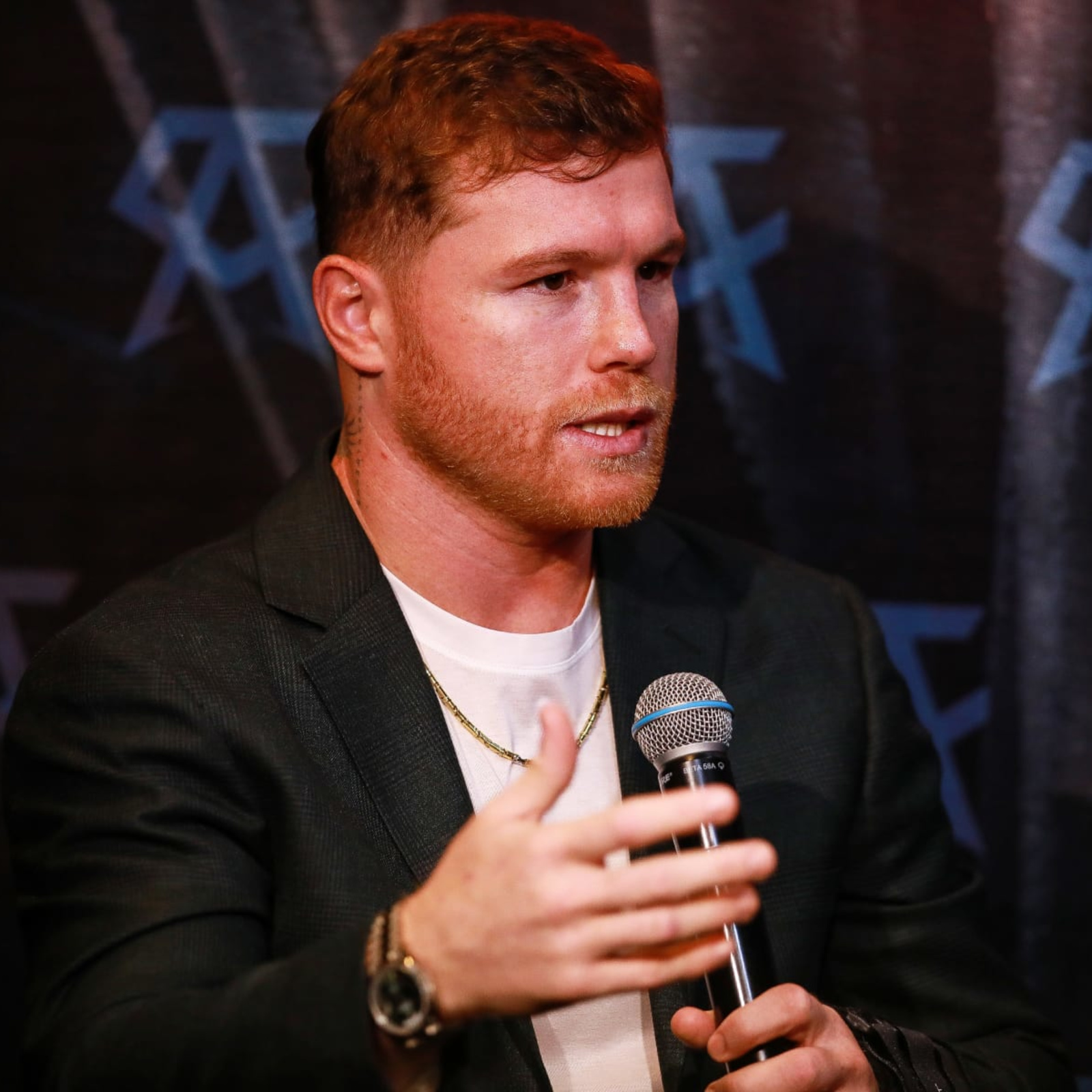 Canelo slams Messi over Mexico team World Cup jersey