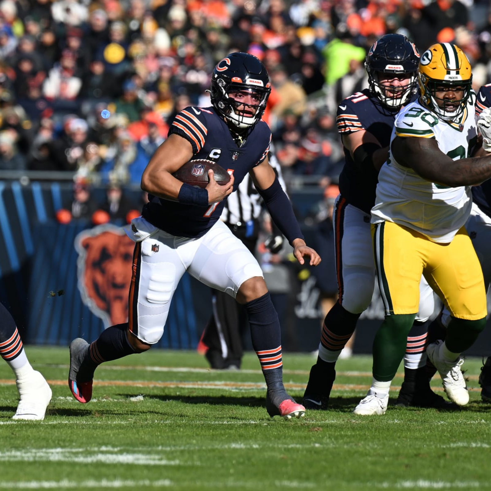 Bears, Packers to Play for NFL Record 787 Franchise Wins on Sunday - Sports  Illustrated