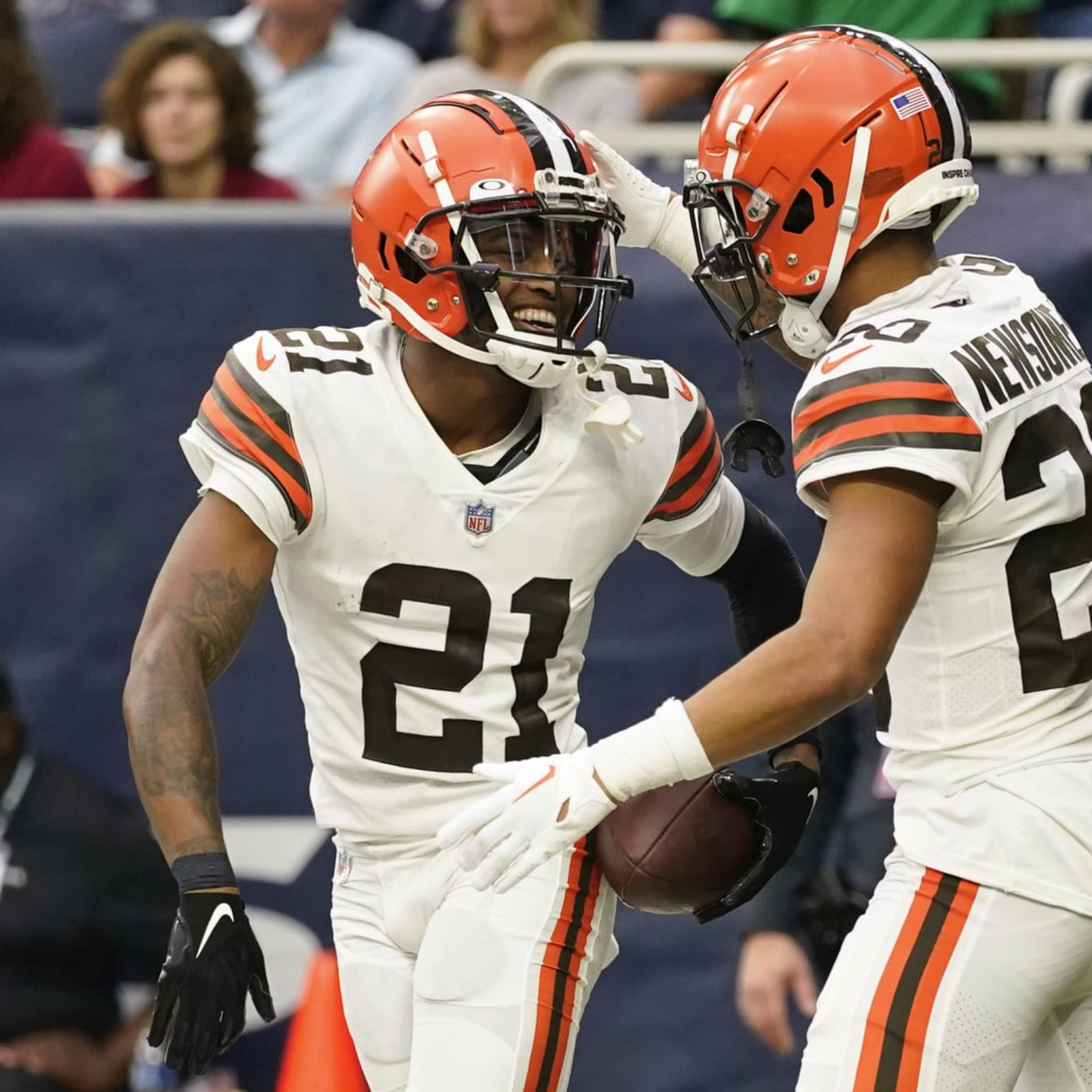 Watson rusty in return but Browns get 27-14 win over Texans