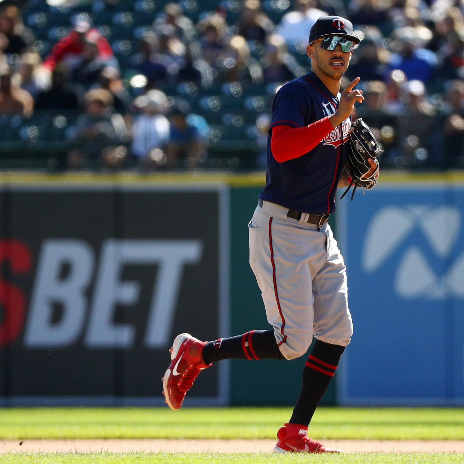 While Twins Reportedly Accelerating Carlos Correa Talks, Another Rumor Says  Mets Fans 'Can Start Breathing Again' (Updated) - Cubs Insider