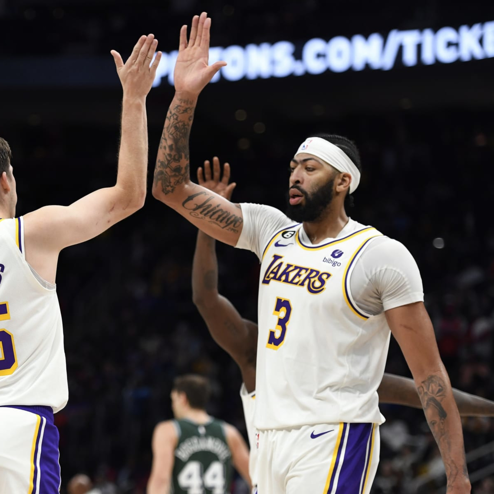 Lakers start off the NBA season slow – Cavalier Chronicle
