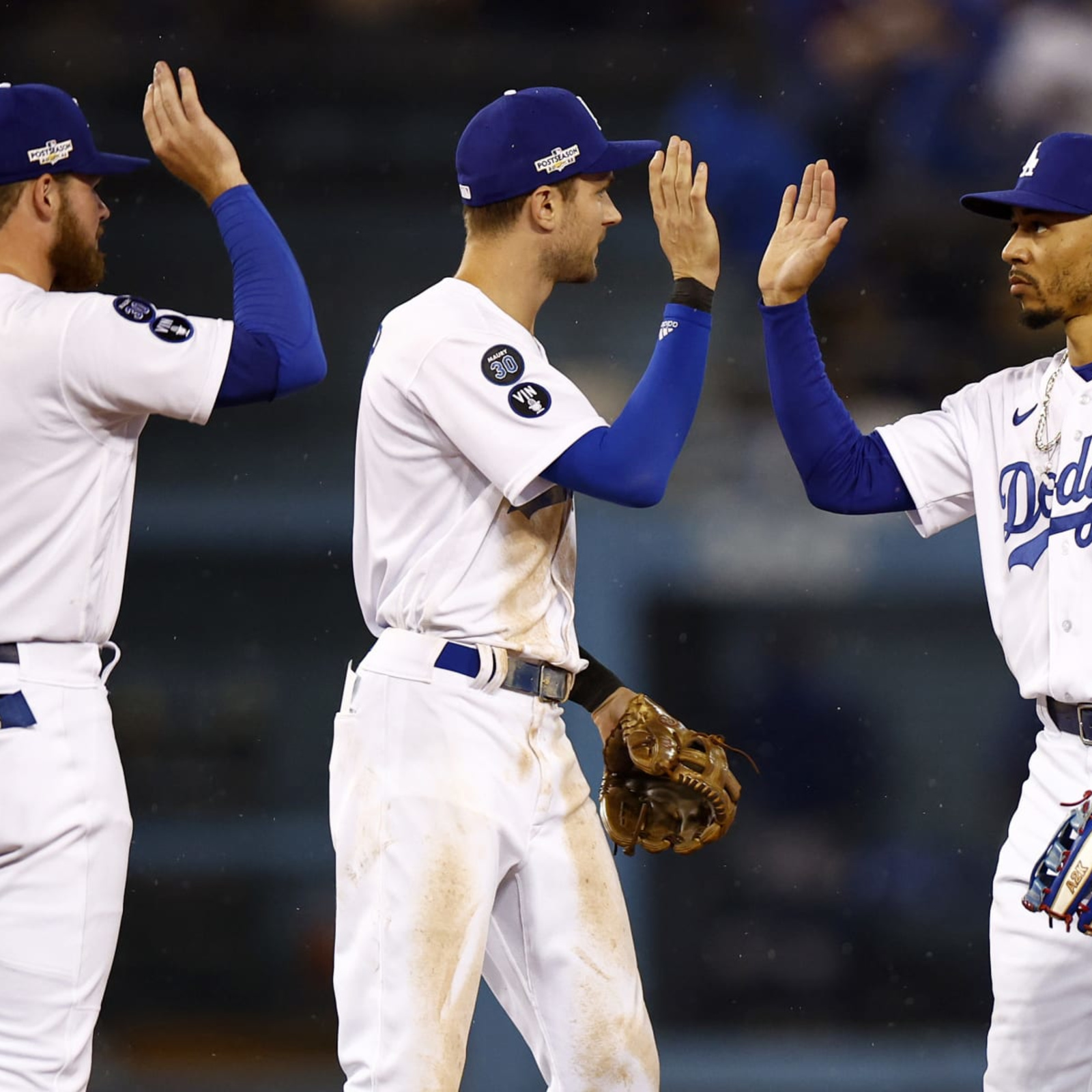 Los Angeles Dodgers on X: Putting the W in Milwaukee.   / X