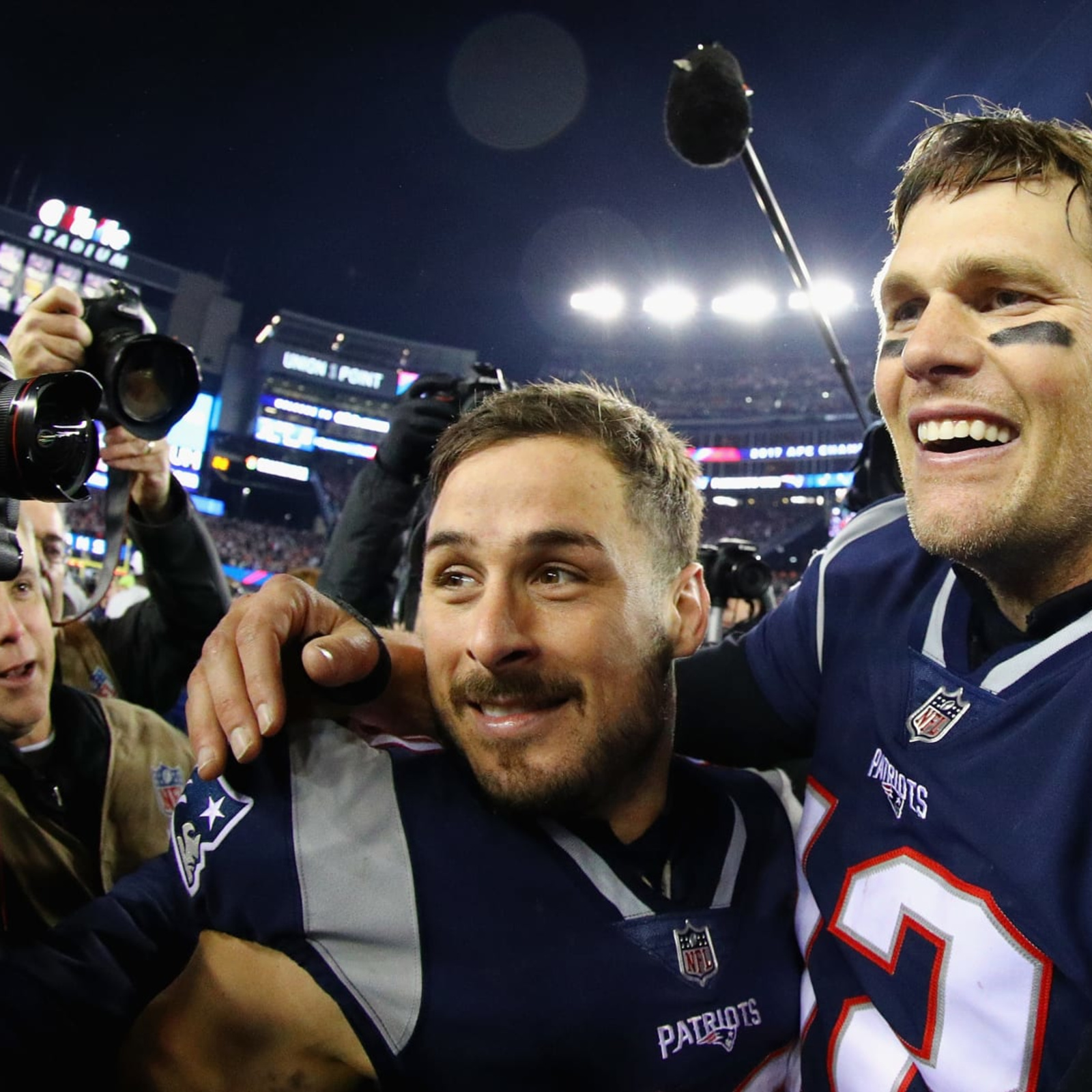 New England Patriots QB Tom Brady , Danny Amendola , Rob Gronkowski ,  News Photo - Getty Images