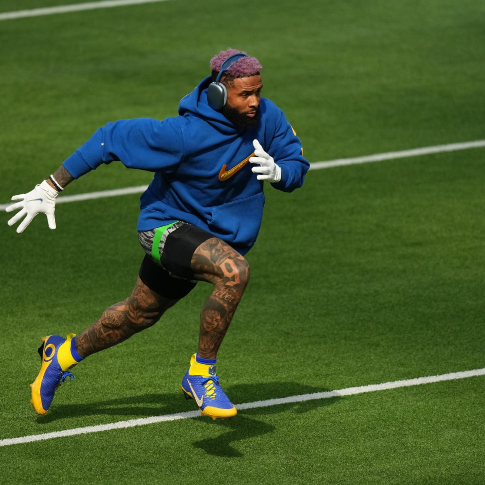 Super Bowl 2022: Odell Beckham Jr. and his Michael Jackson's moonwalk  impersonation open the score at SoFi Stadium